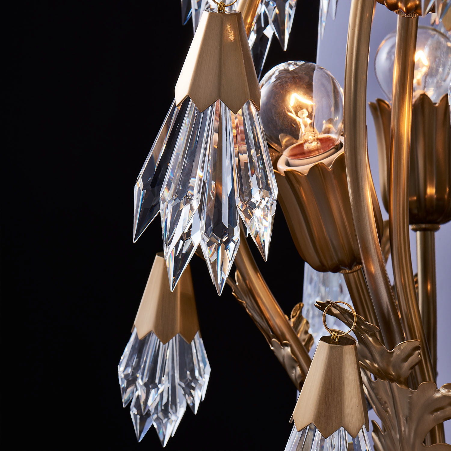 14'' Tulipani 3 Light Winter Brass Wall Sconce