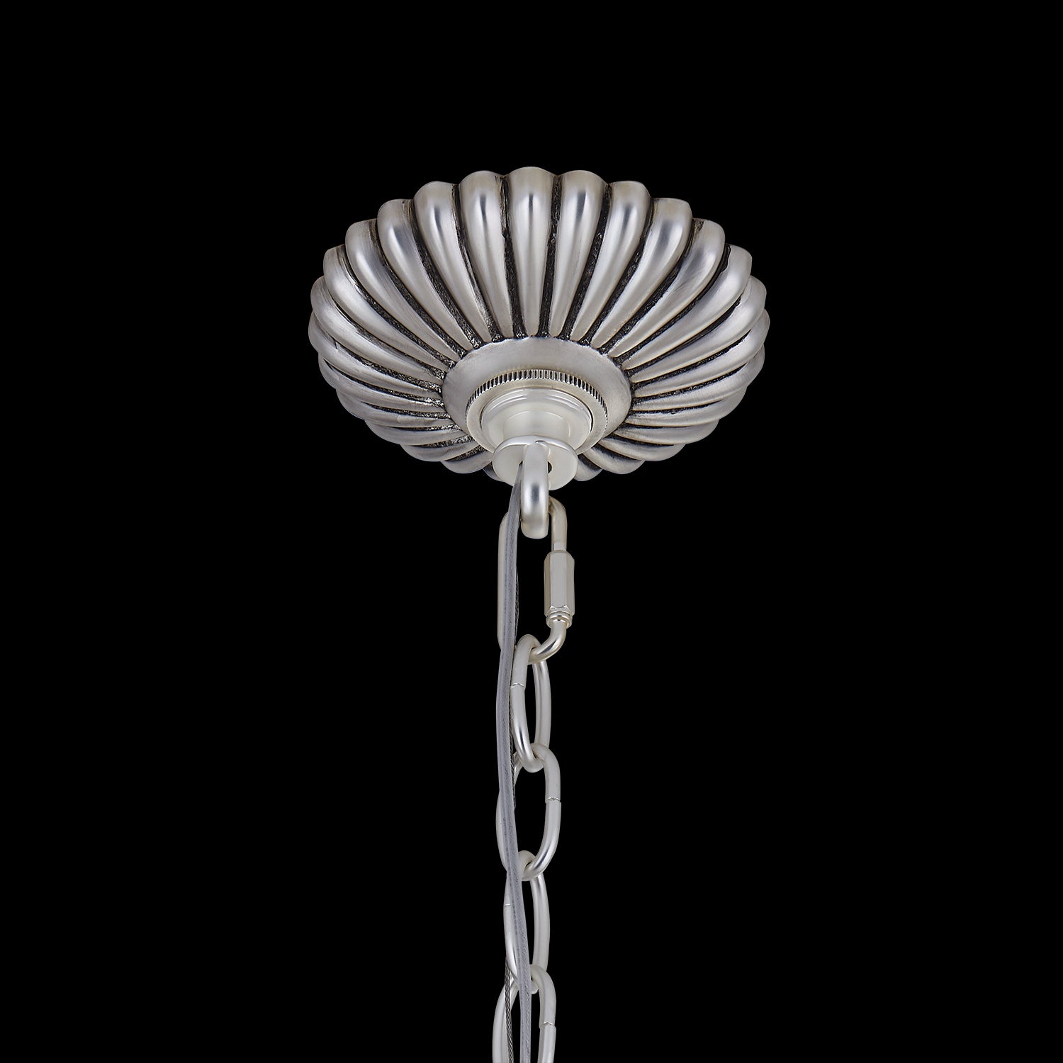 22.5'' Alloro 8 Light Pewter Chandelier