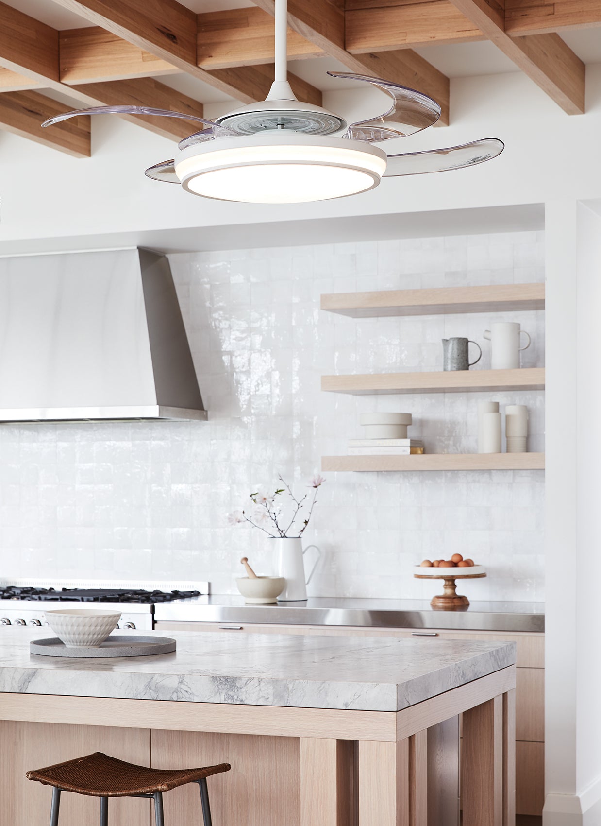 EVO1 48 Inch 1 Light White Fan with Retractable Blades and LED