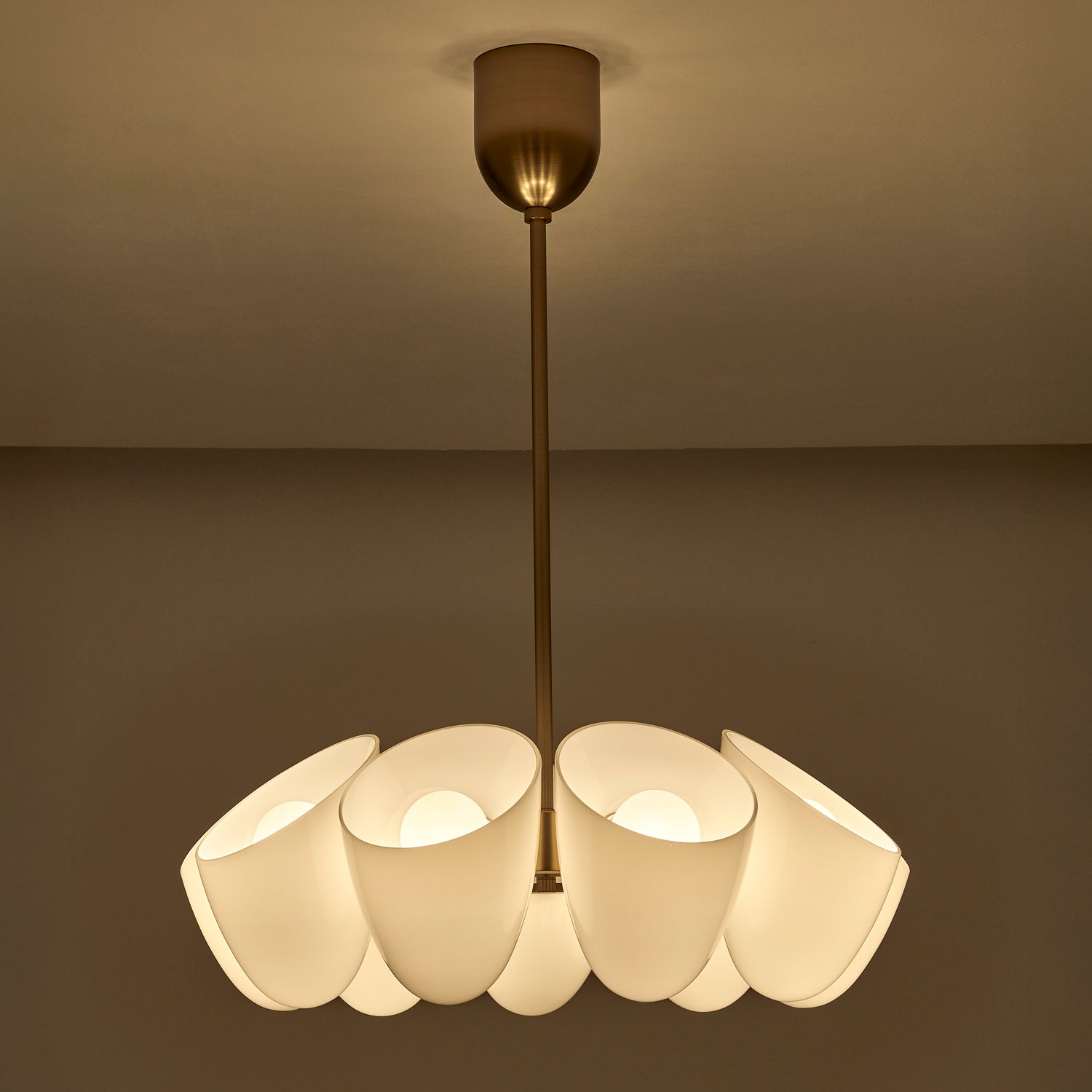 20.25'' Cocoon 9 Light Winter Brass Chandelier
