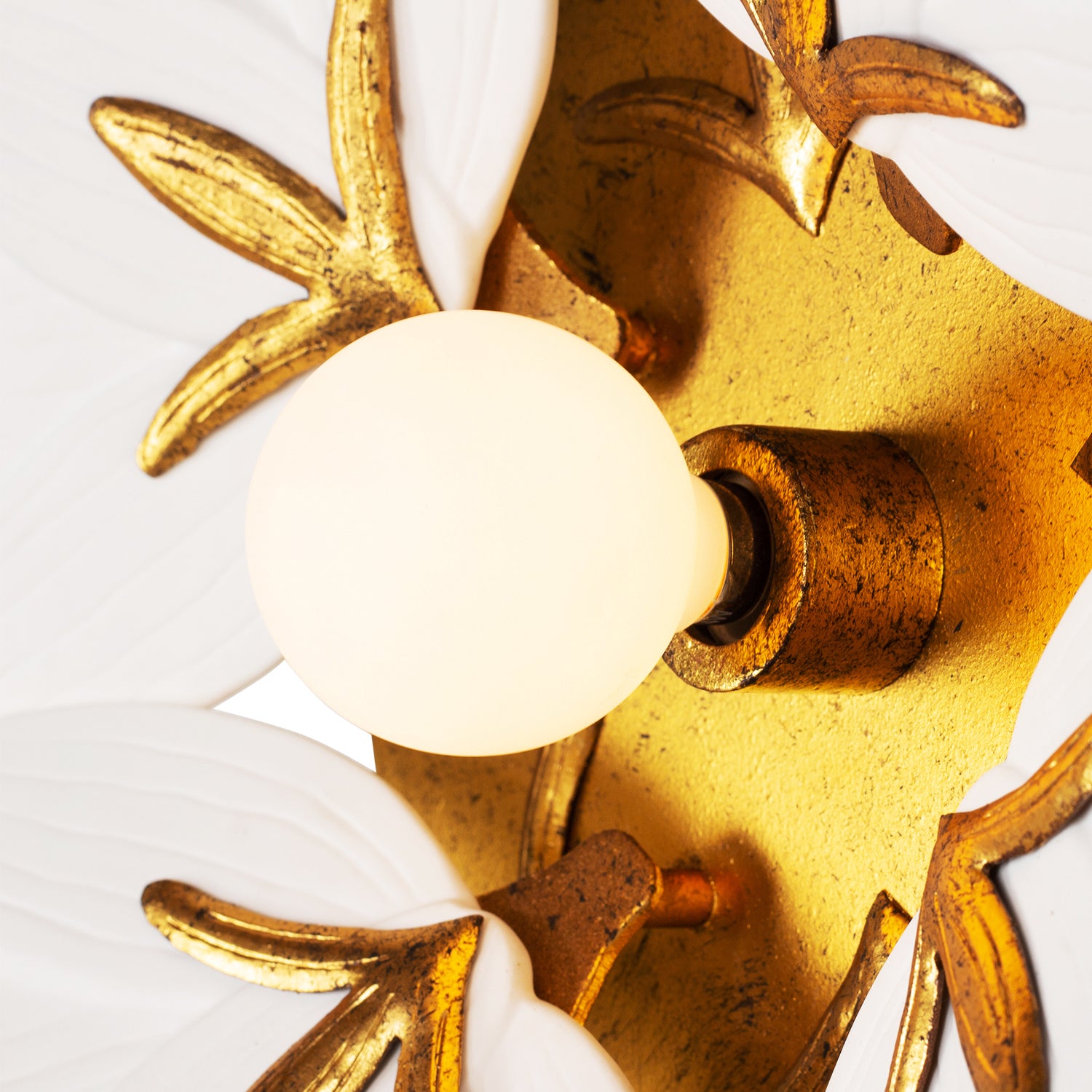 12'' Bloom 1 Light Oxidized Gold Leaf Wall Sconce