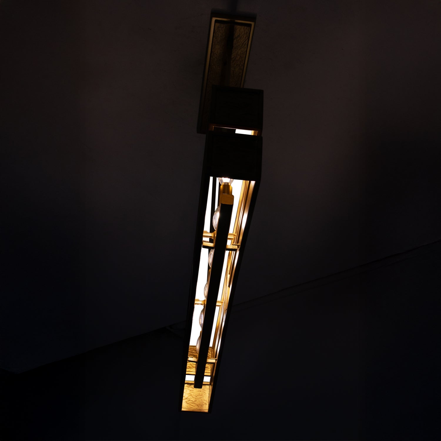 9'' Dos 6 Light Rustic Gold and Brushed Gold Linear Pendant