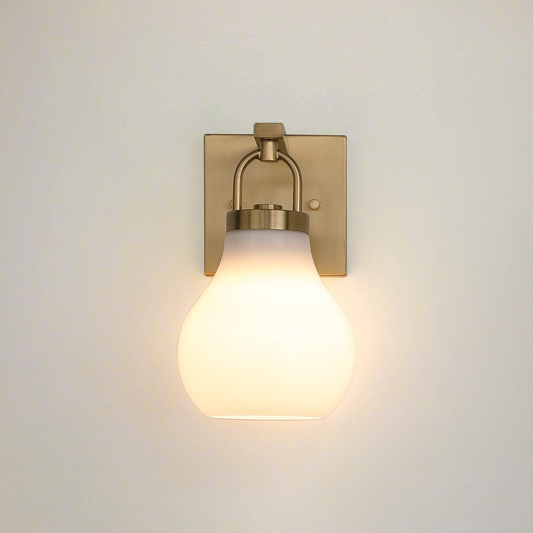 Mansfield 6-inch 1-light Champagne Gold Vanity Light with Opal Glass Shade