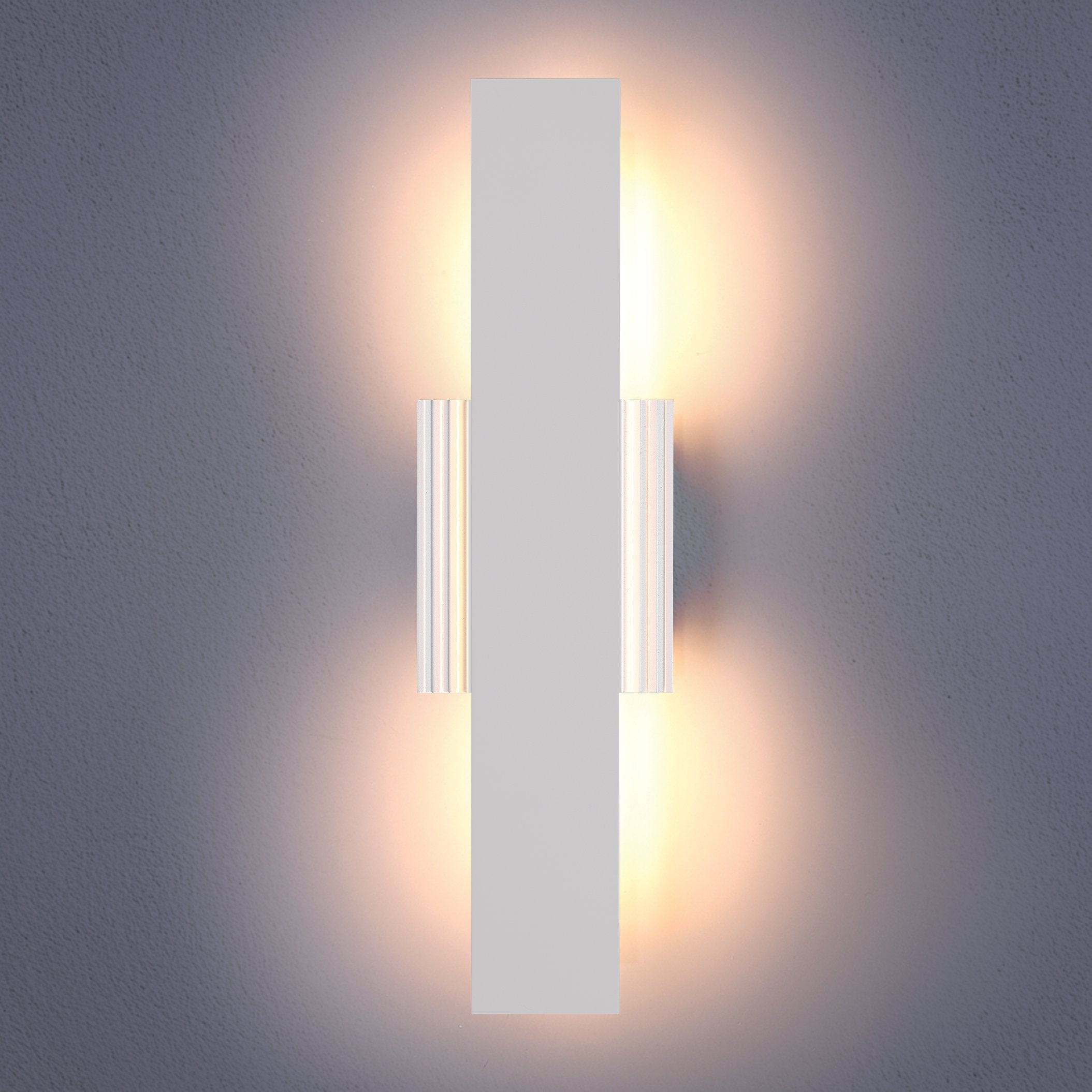 Jacks 22-inch Textured White 5CCT LED Exterior Wall Sconce