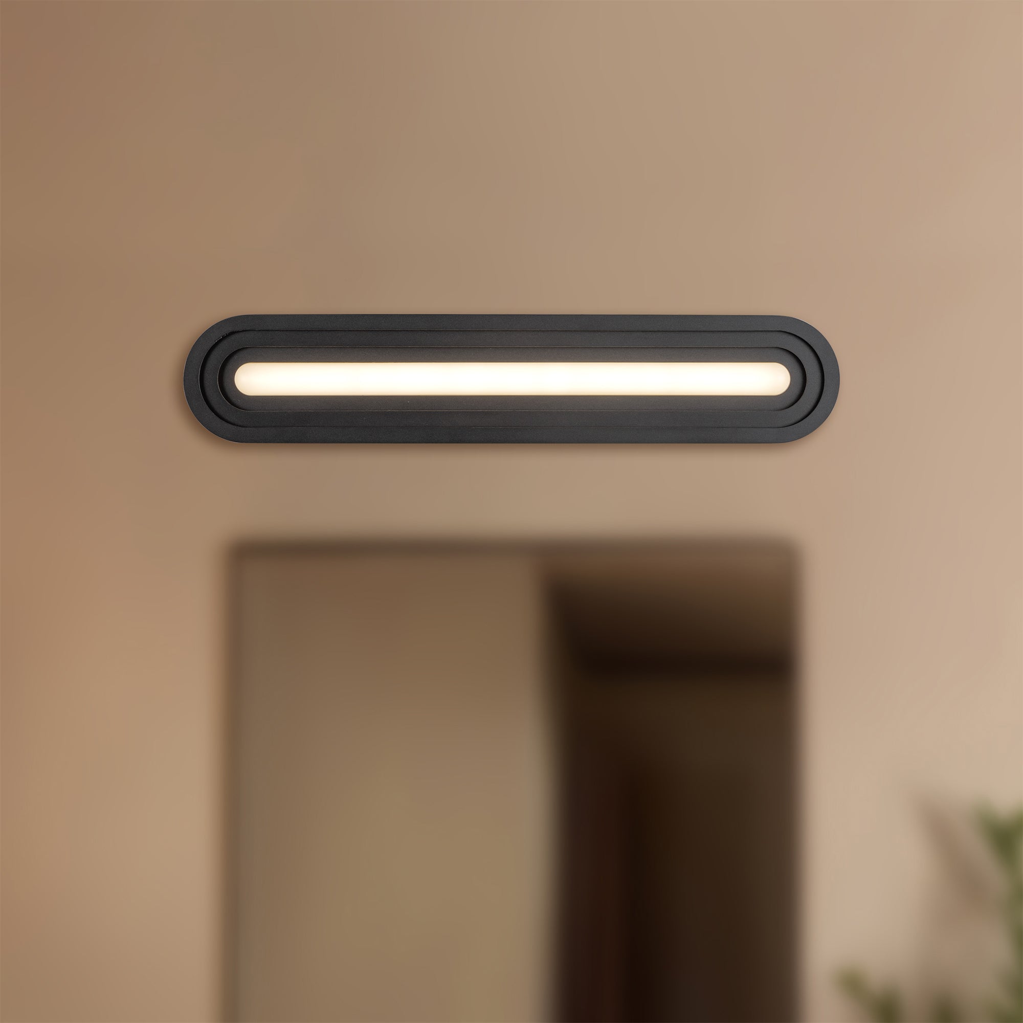 Arco 24-in Aluminum Vanity Light