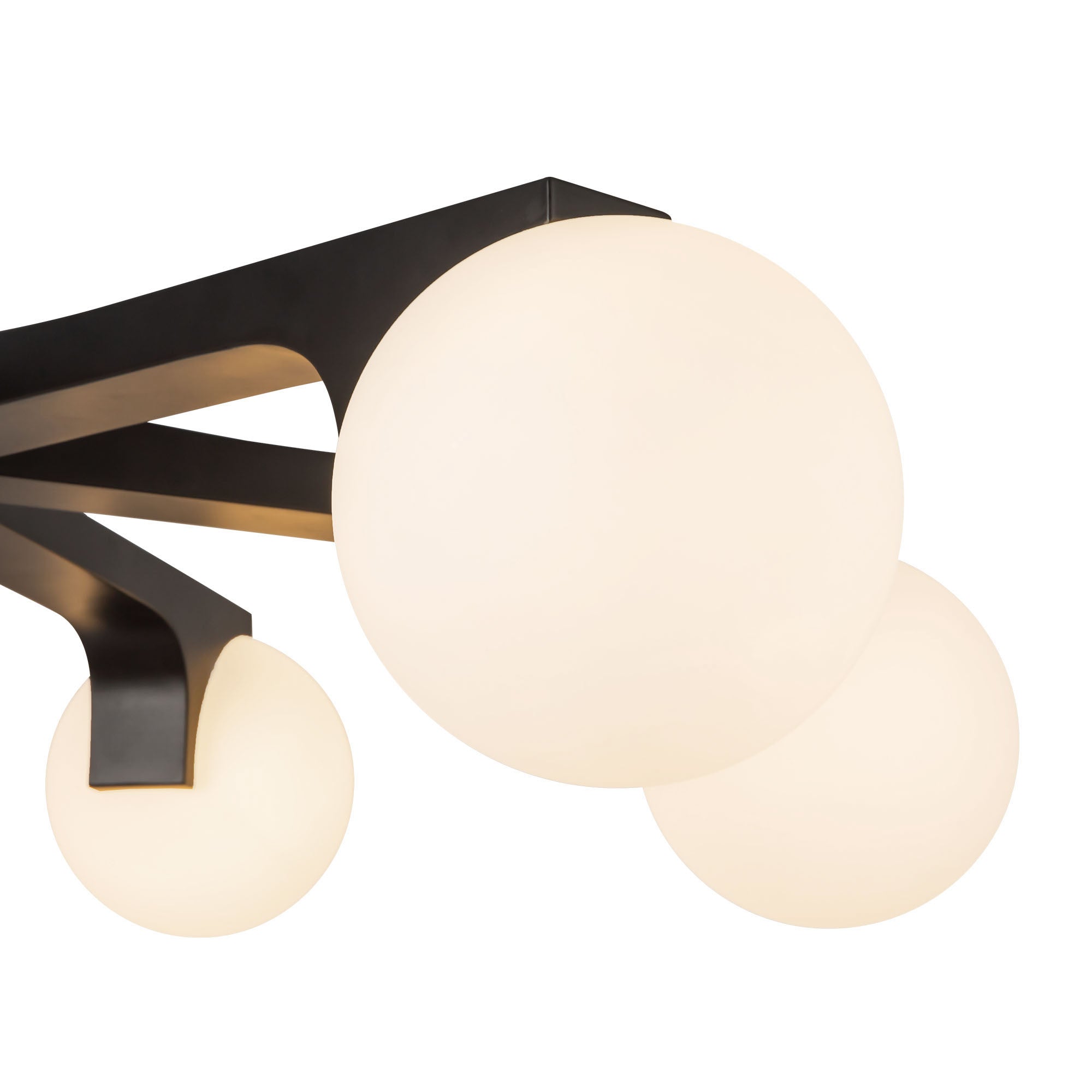 Briar 37-in Aluminum Chandelier
