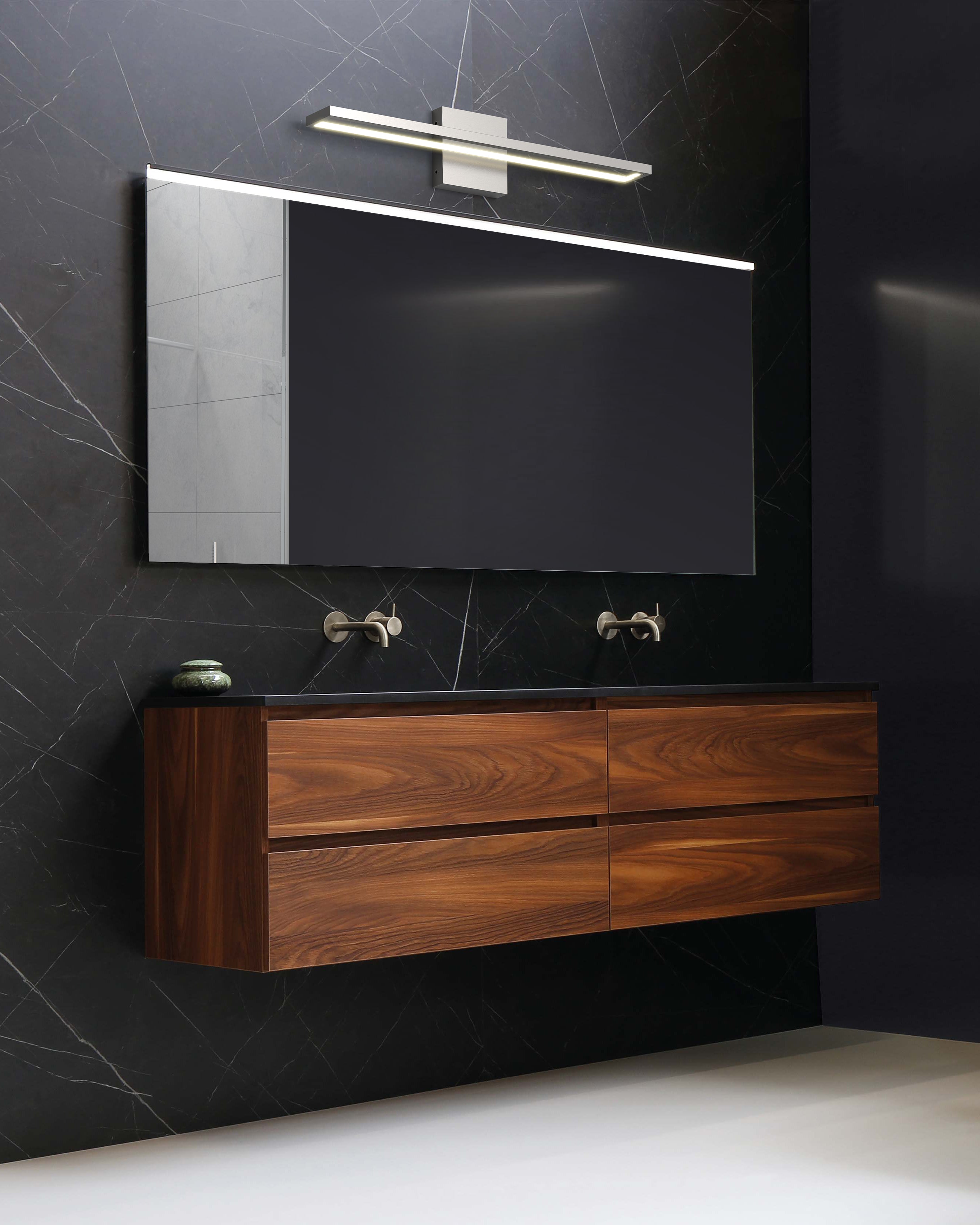 Brio 24-in Aluminum Vanity Light