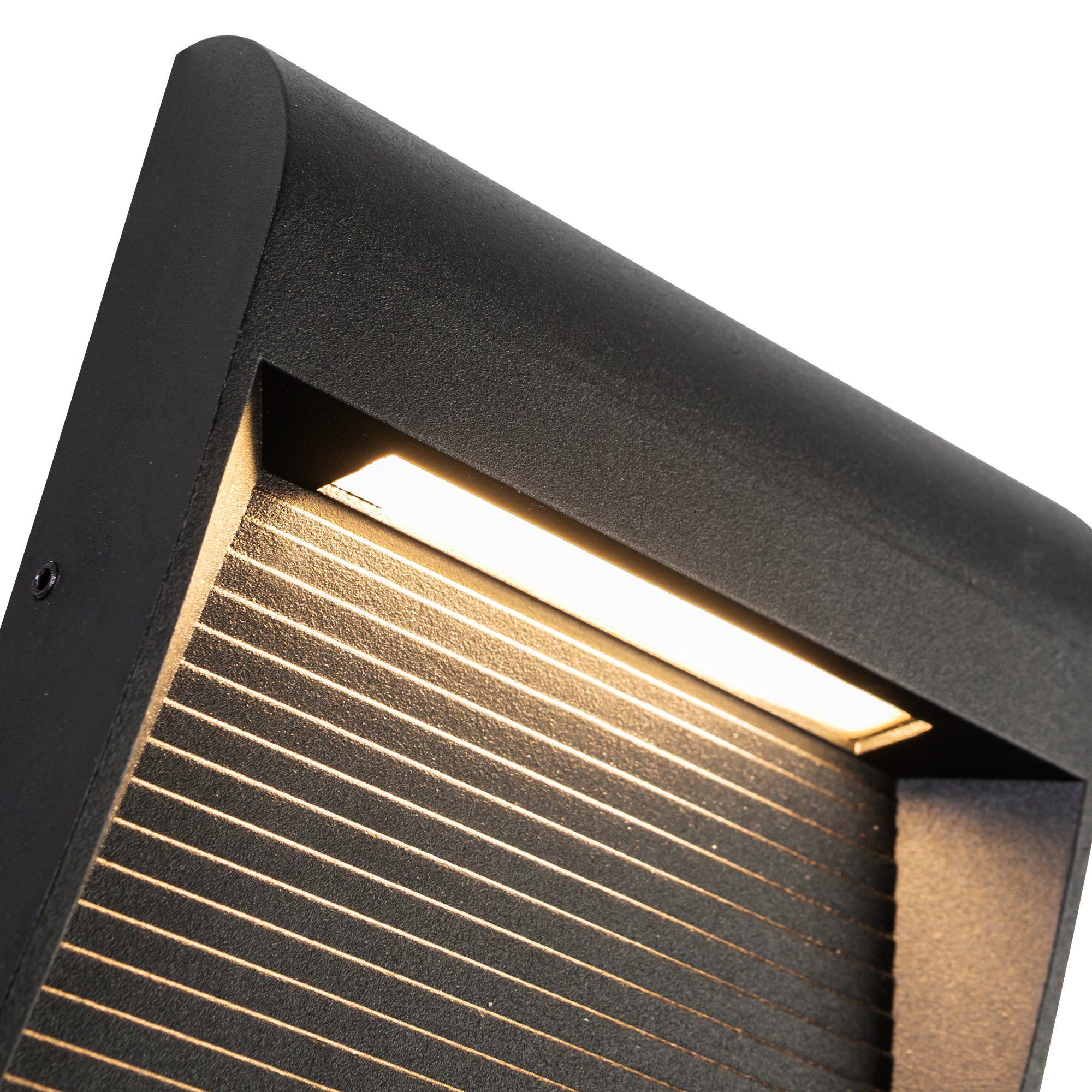 Casa 5-in Aluminum Outdoor Wall Sconce