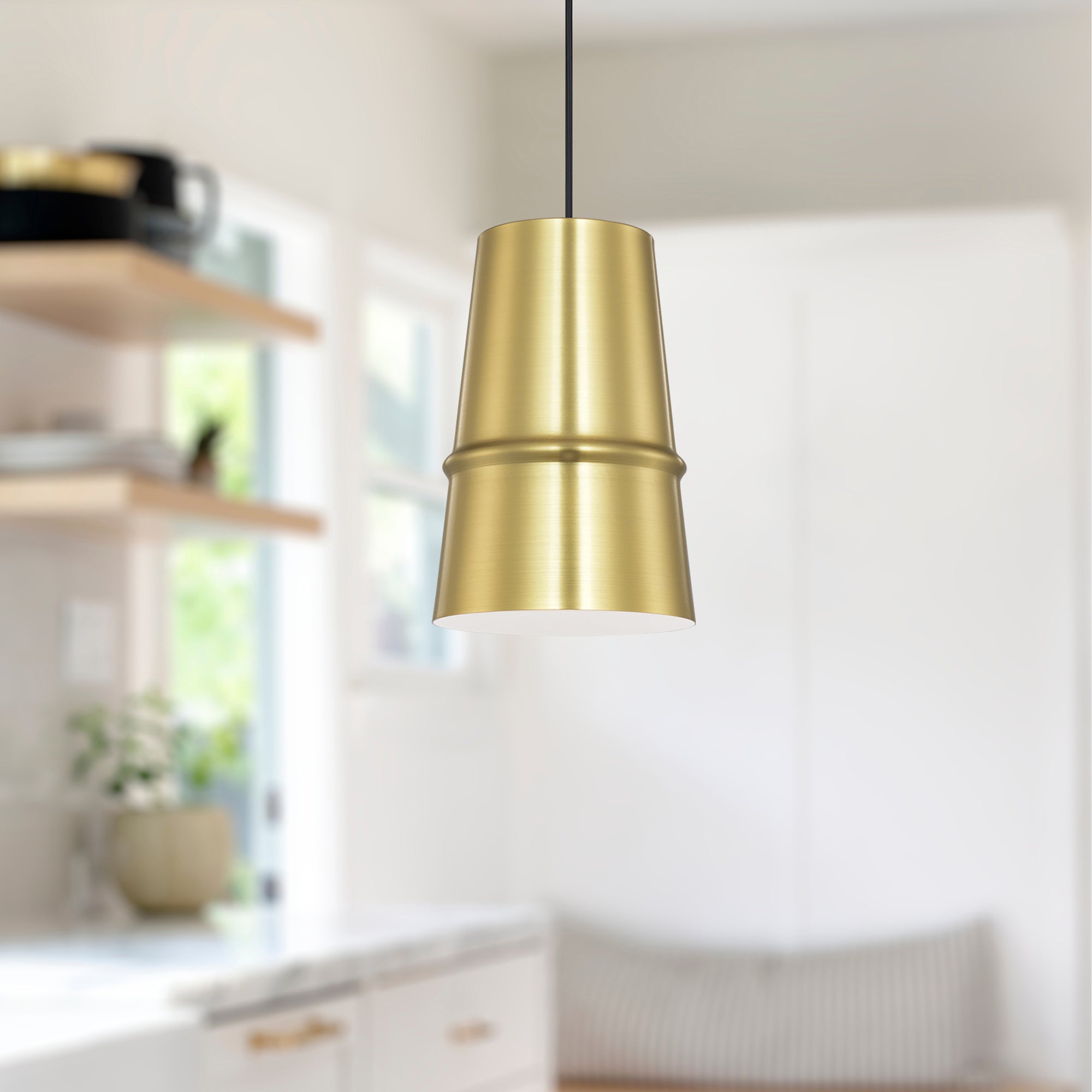 castor-8-in-steel-pendant
