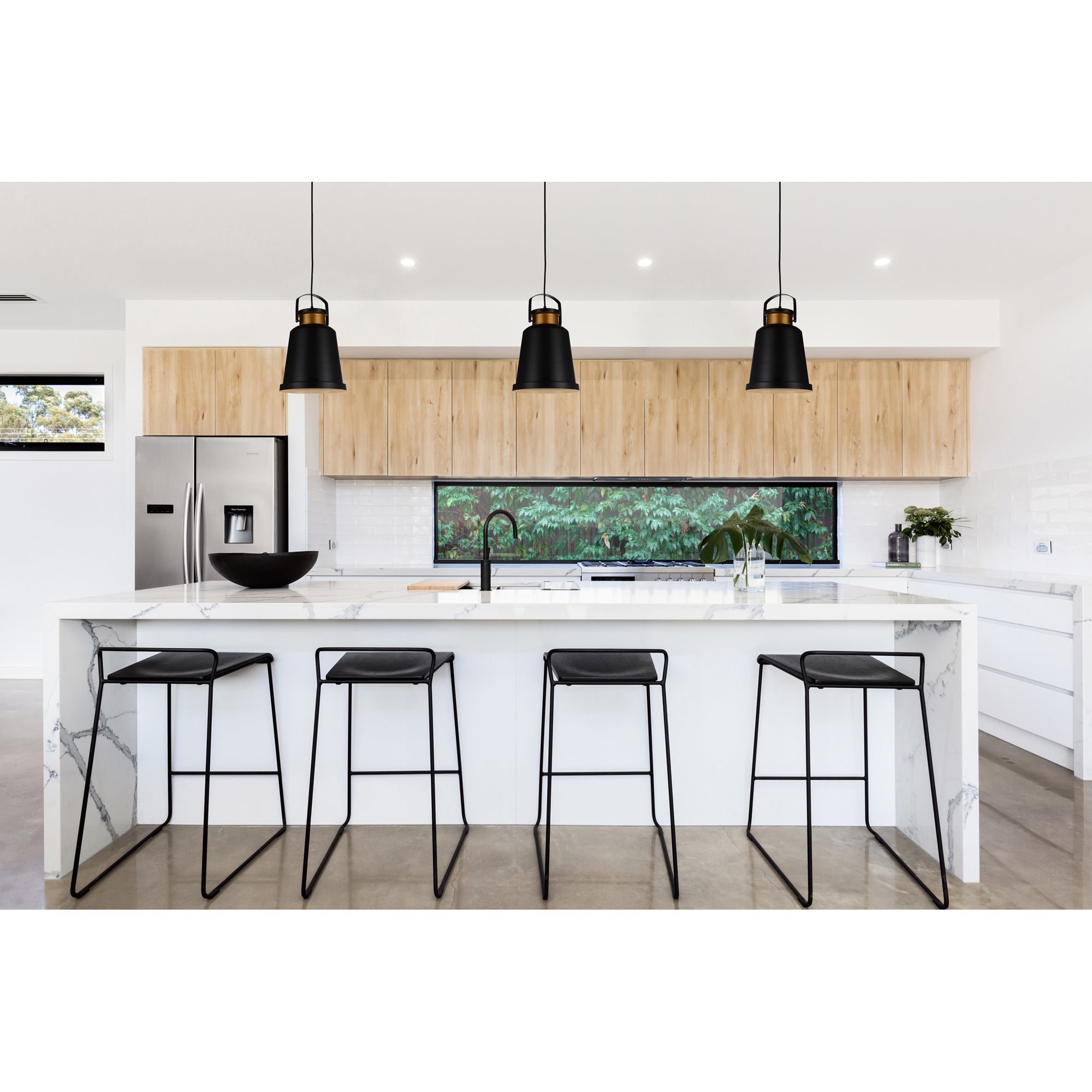 Elisa 1 Light Black Pendant