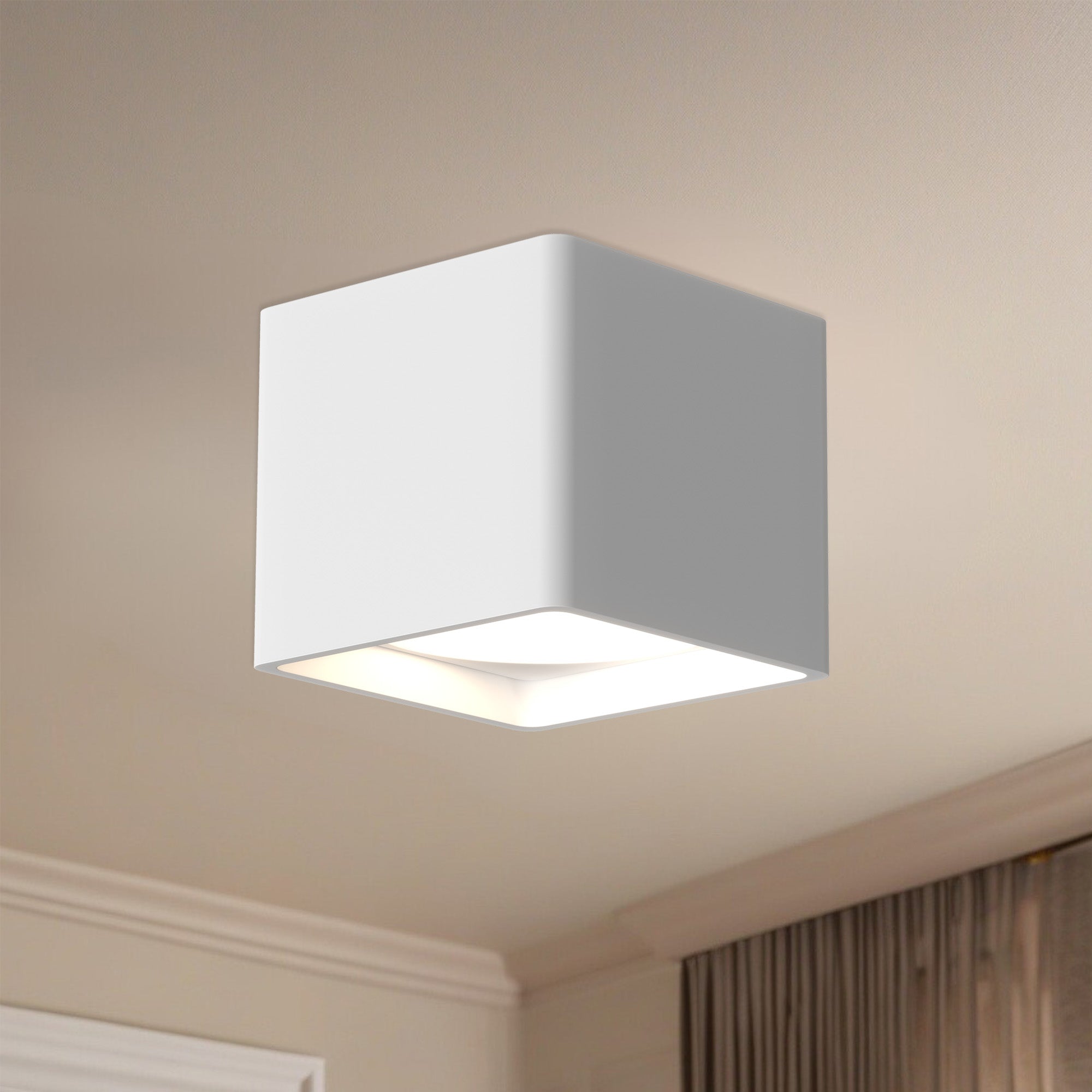 Falco 5-in Aluminum Flush Mount