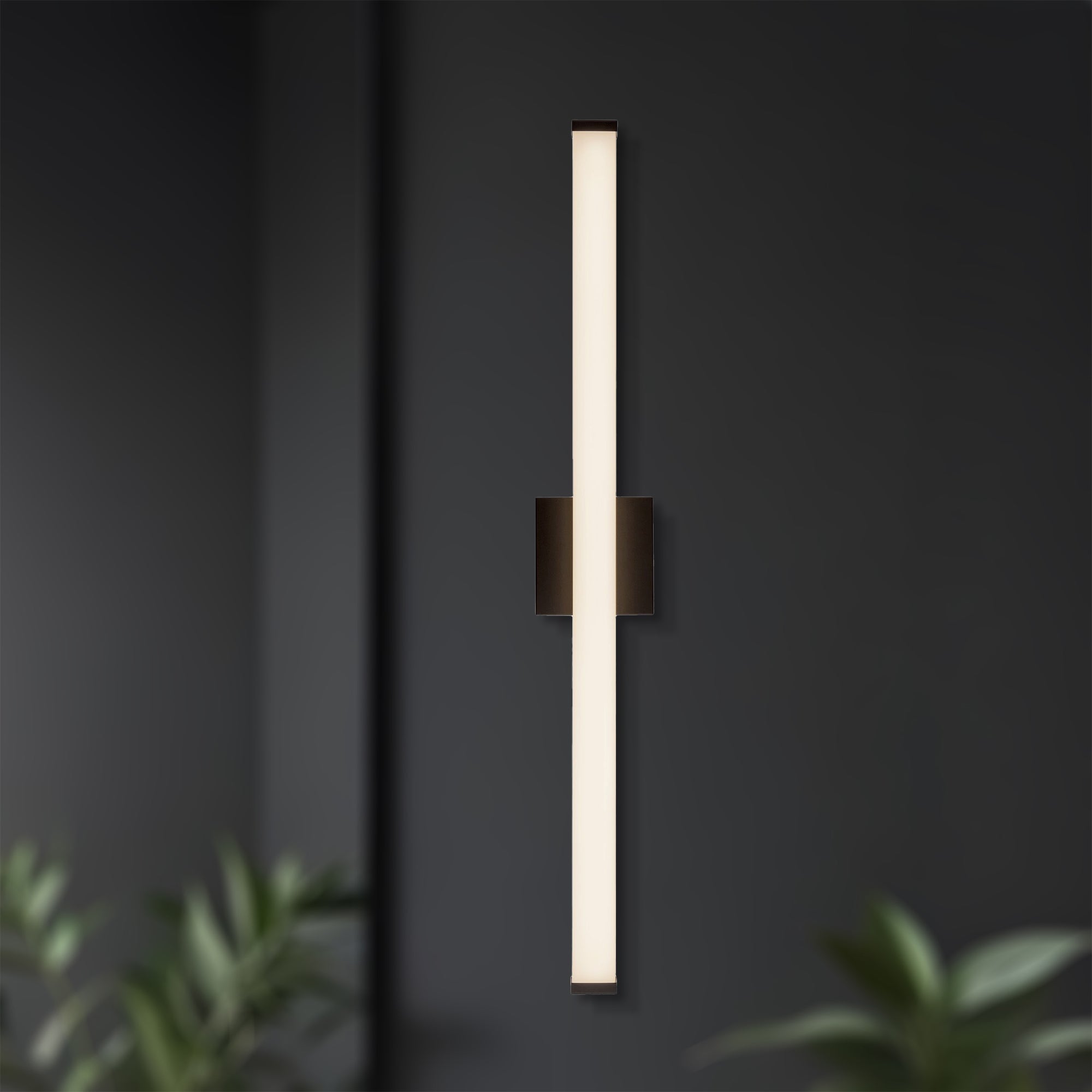 Geri 36-in Aluminum Steel Acrylic Wall Sconce