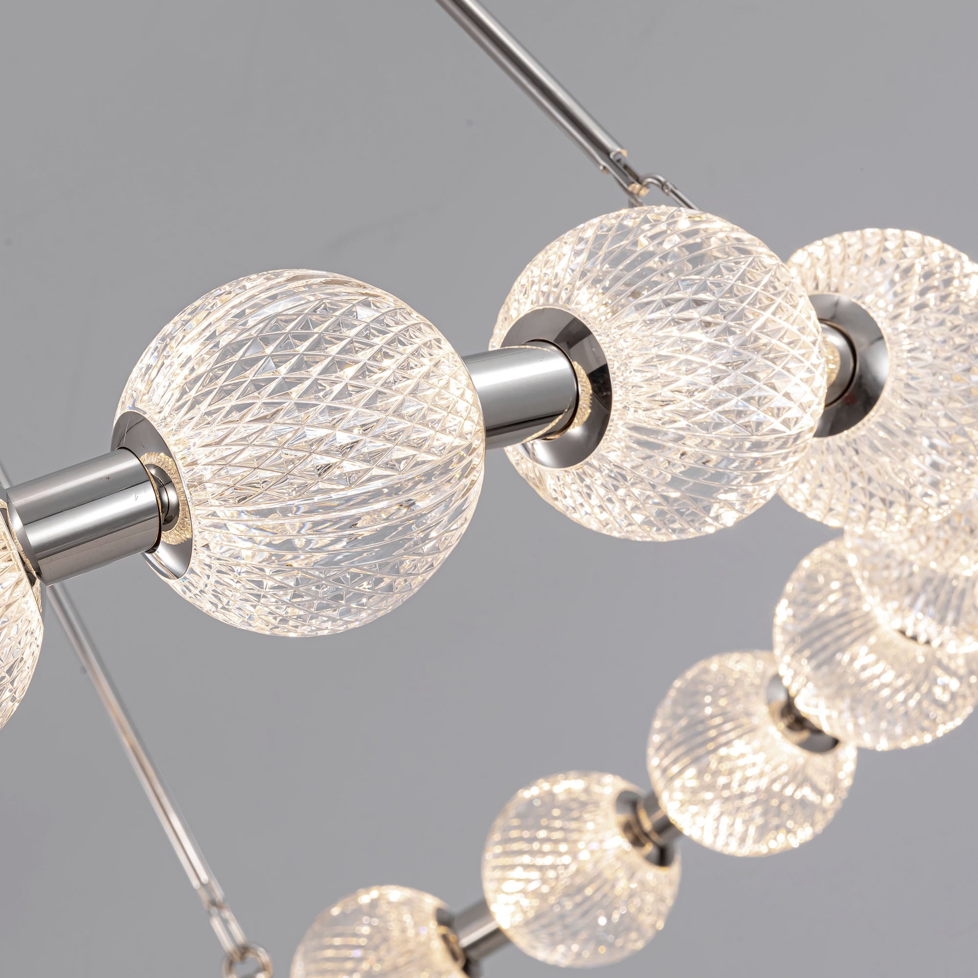 Marni 32-in Aluminum Chandelier