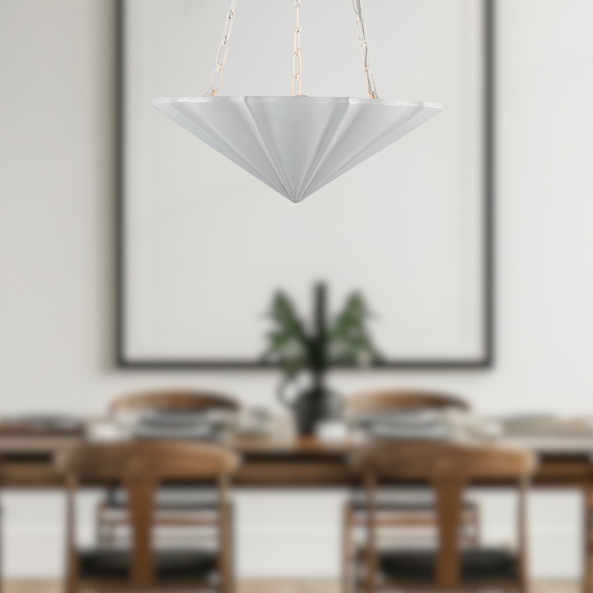 Martine 23-in Polymeric Resin Chandelier