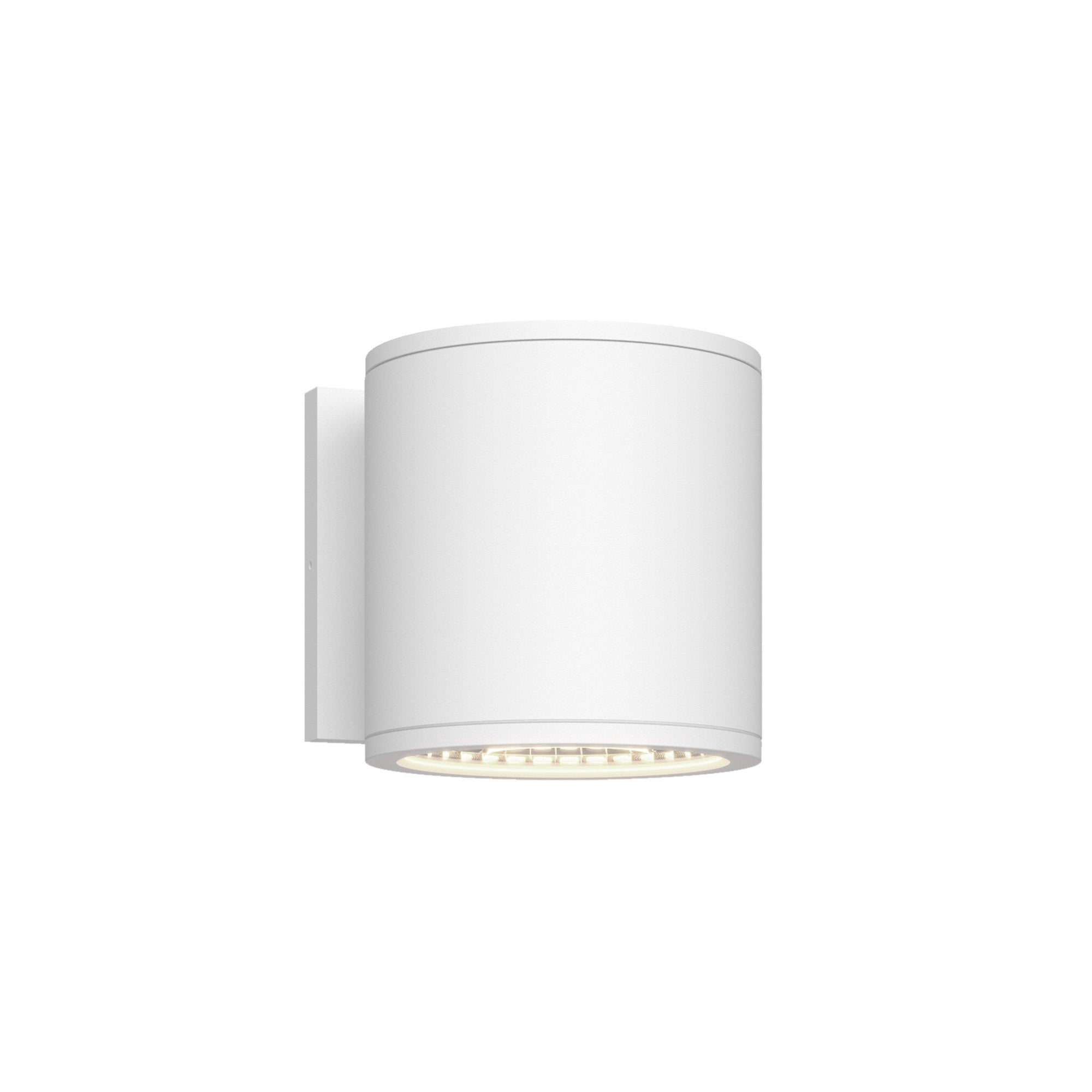 Nordic 5-in (5-in Dia.) Aluminum Outdoor Wall Light