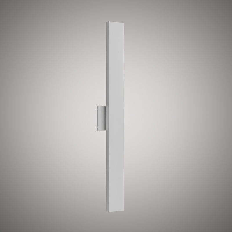Blade 24-in wall light White powder Coated Dimmable 25W