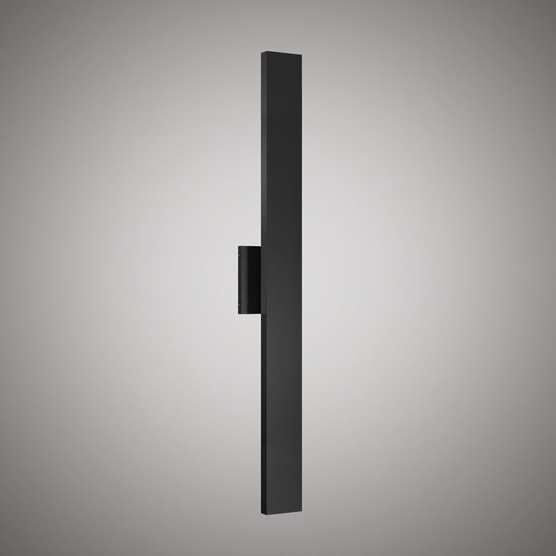 Blade 72-in wall light Black powder Coated Dimmable 60W
