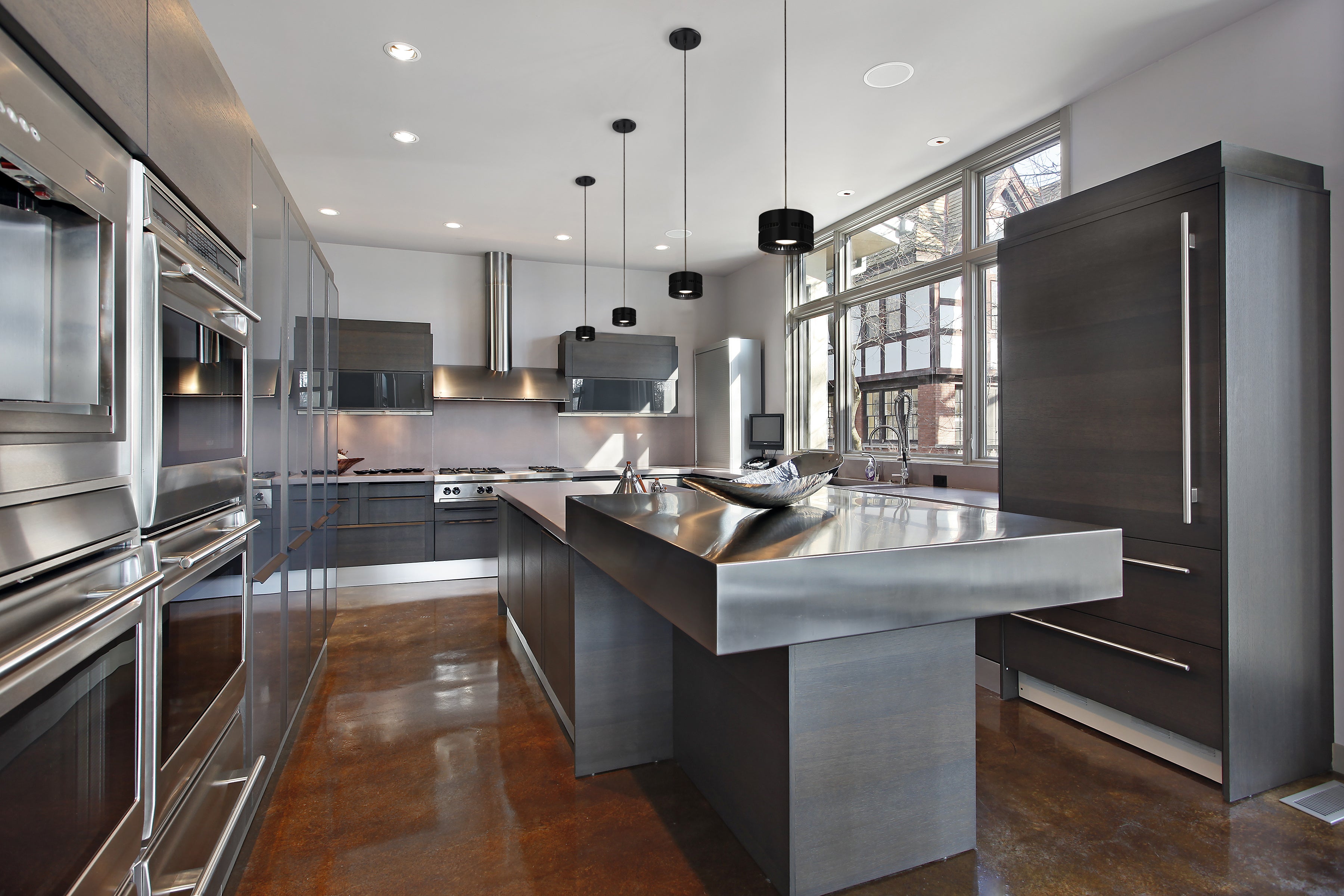 Oxford 5-in Aluminum Pendant