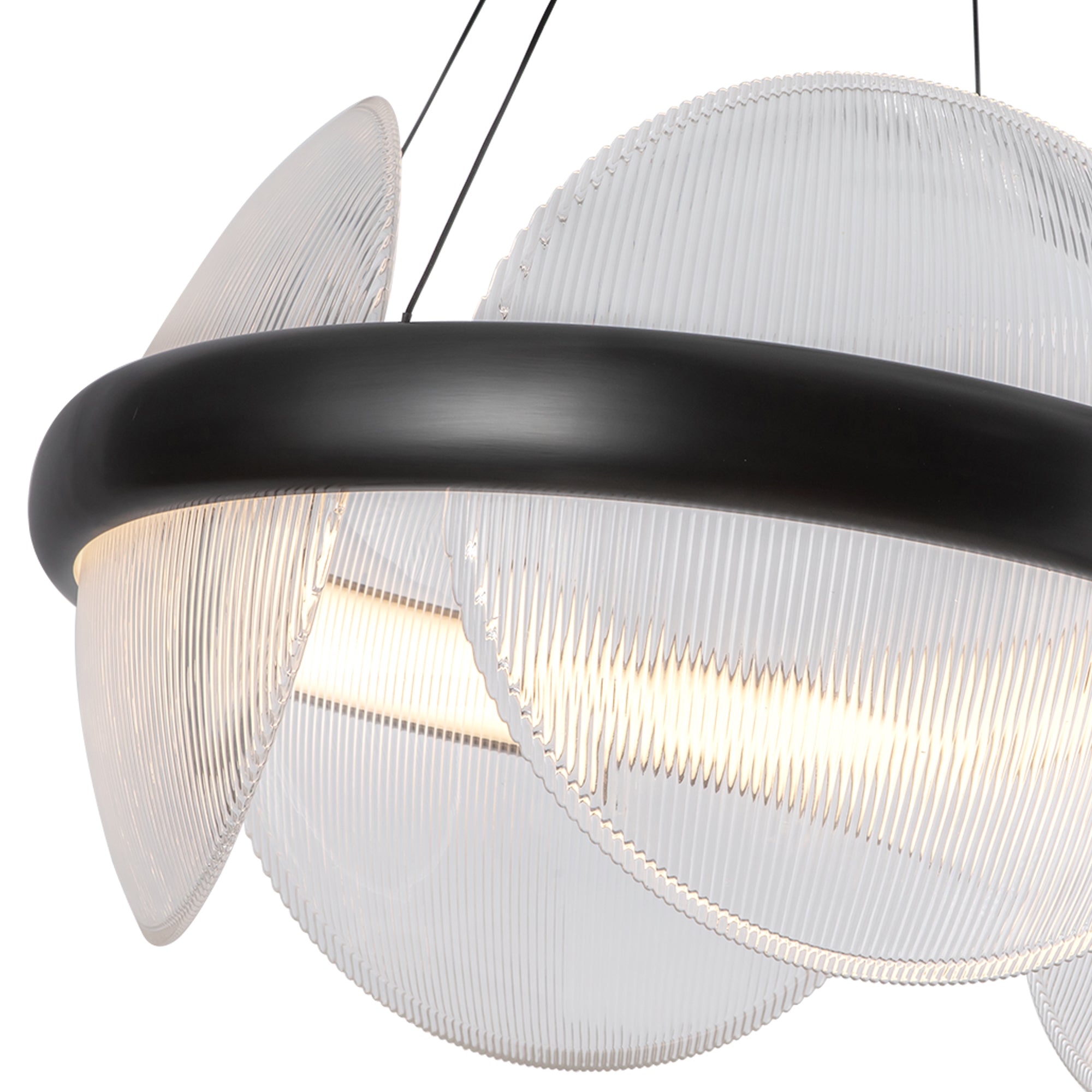 Taurus 22-in Aluminum Chandelier