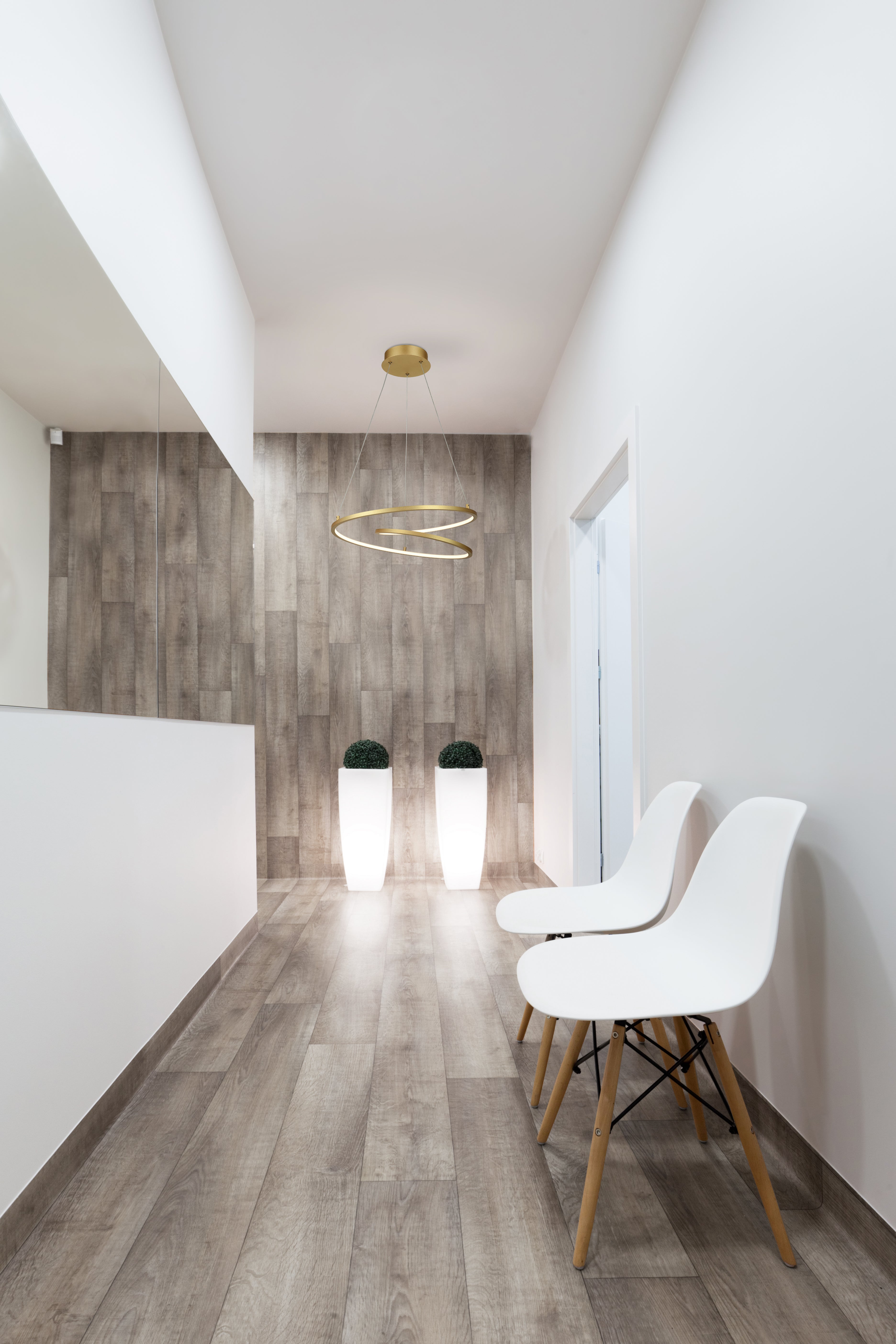 Twist 19-in Aluminum Pendant