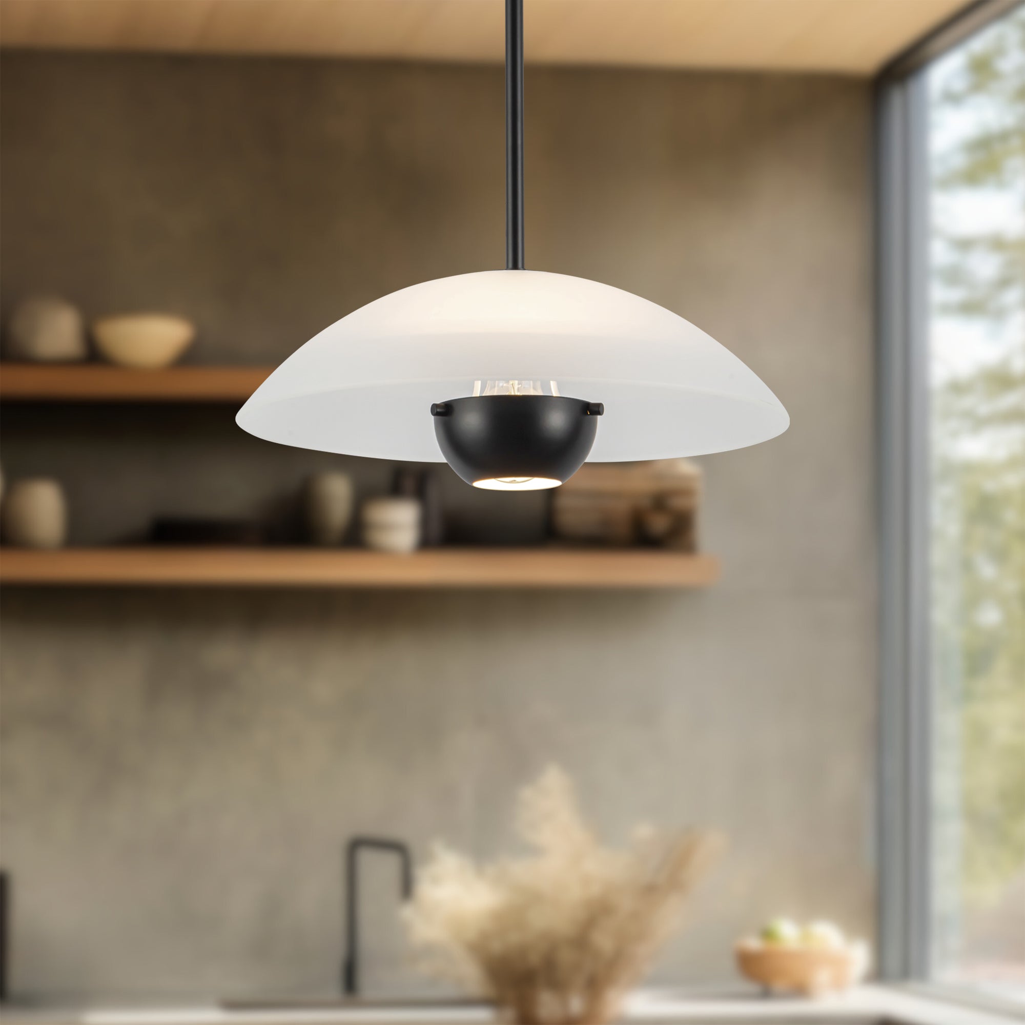umbra-14-in-pendant-with-black-diffuser-