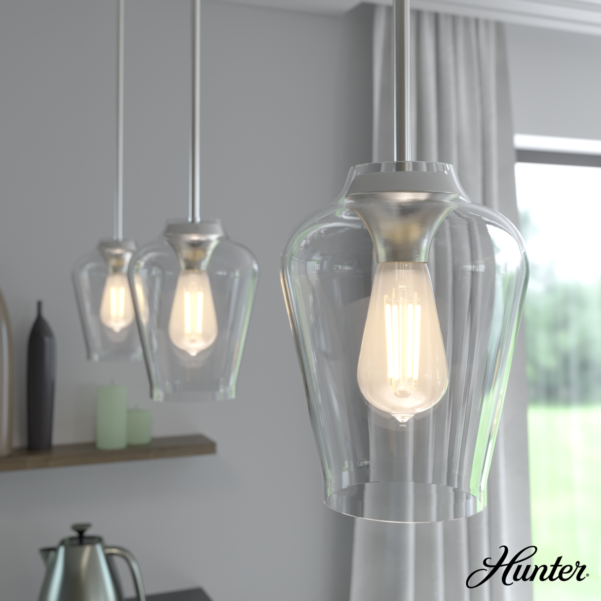 Astwood 11.5-inch 1-light Matte Black Pendant with Clear Glass