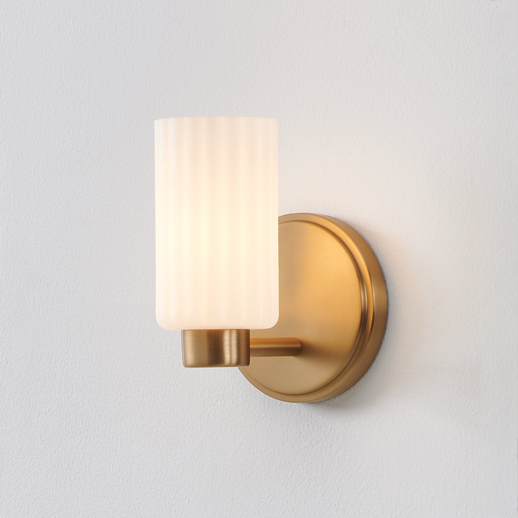 Bedminster 5-inch 1-light Champagne Gold Vanity Light with Etched Opal Ribbed Glass Shade