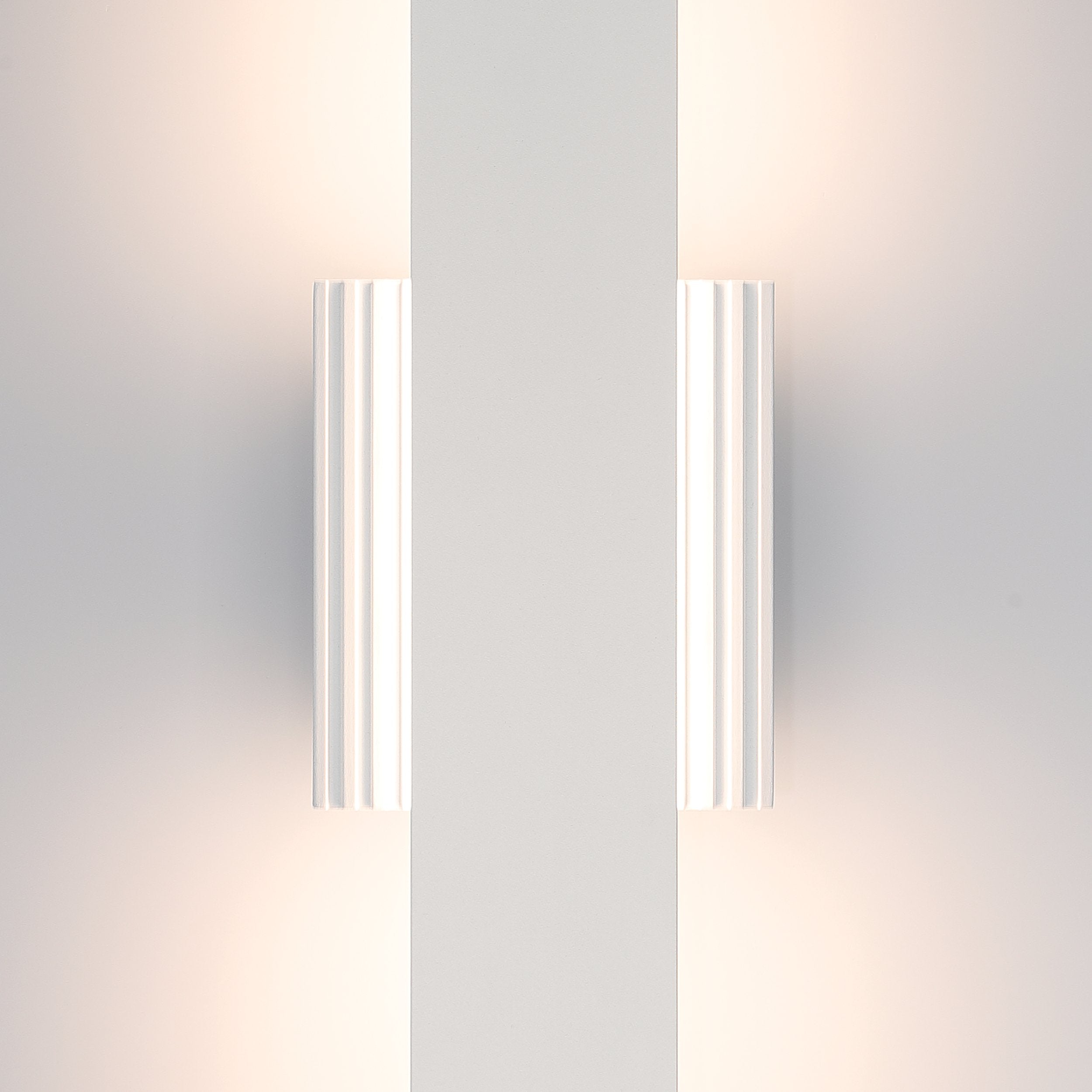 Jacks 36-inch Textured White 5CCT LED Exterior Wall Sconce
