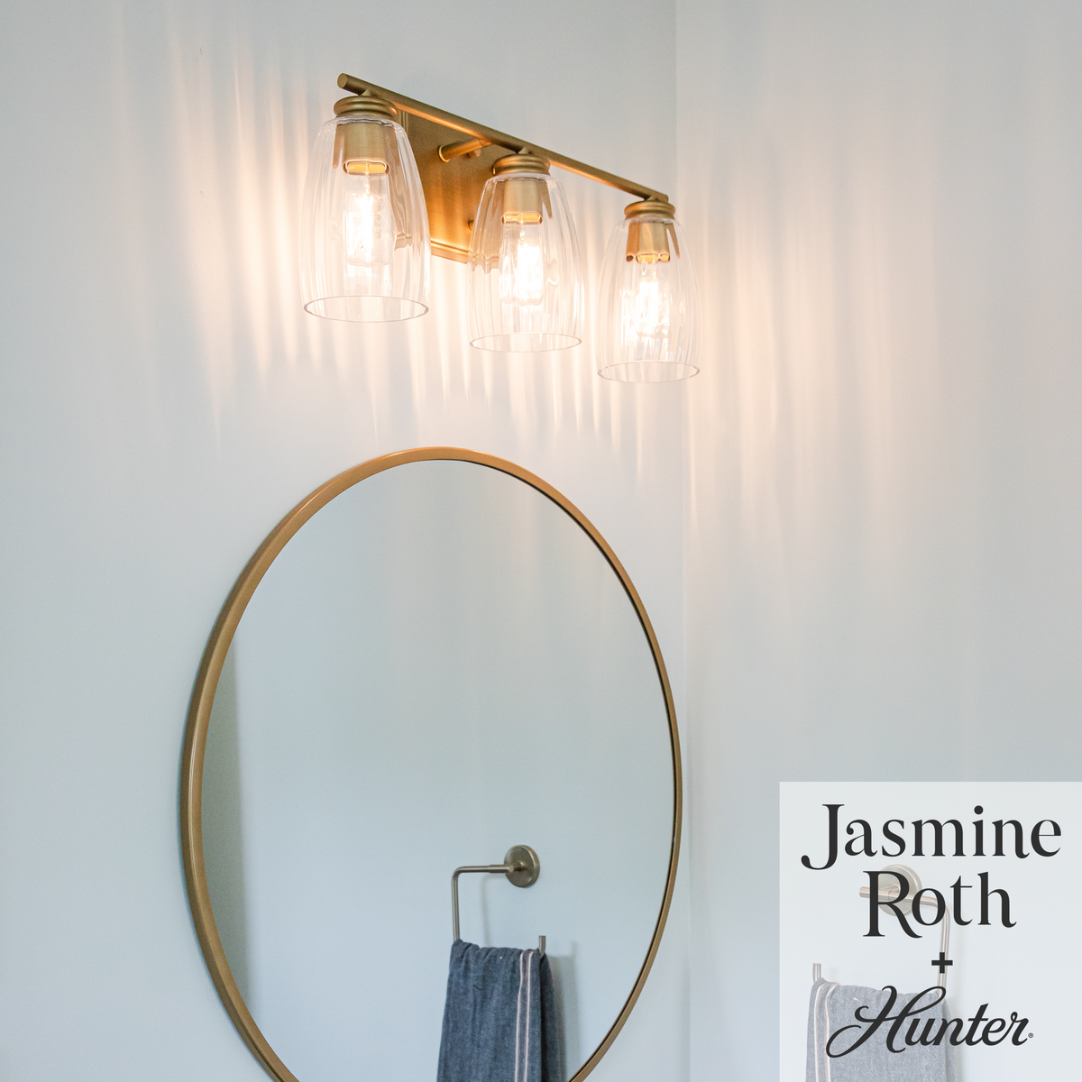 Rossmoor 20.5-inch 3-light Luxe Gold Vanity Light with Clear Fluted Glass