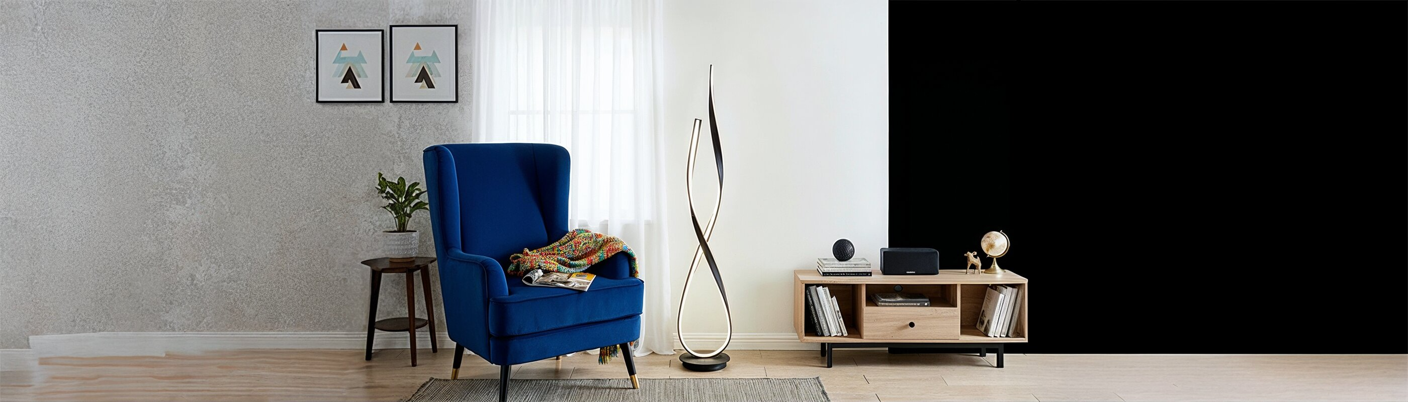 Black Floor Lamp