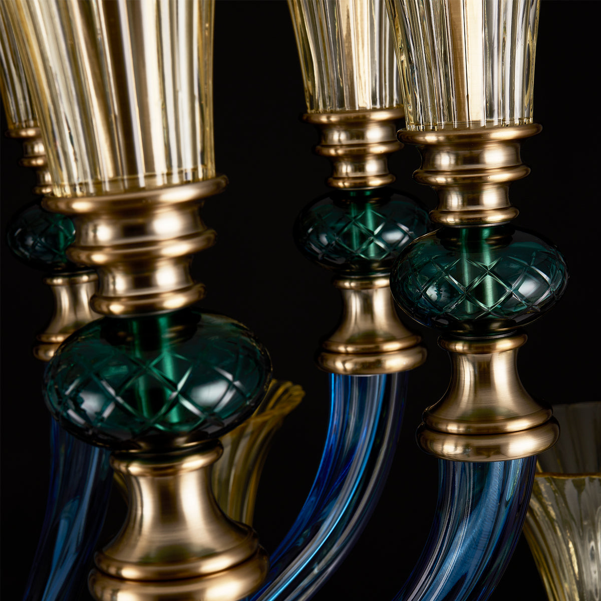 44'' Tinta 16 Light Winter Brass Chandelier