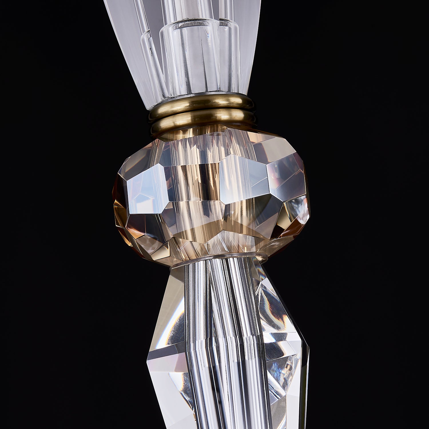 33'' Passo 8 Light Brushed Brass Chandelier