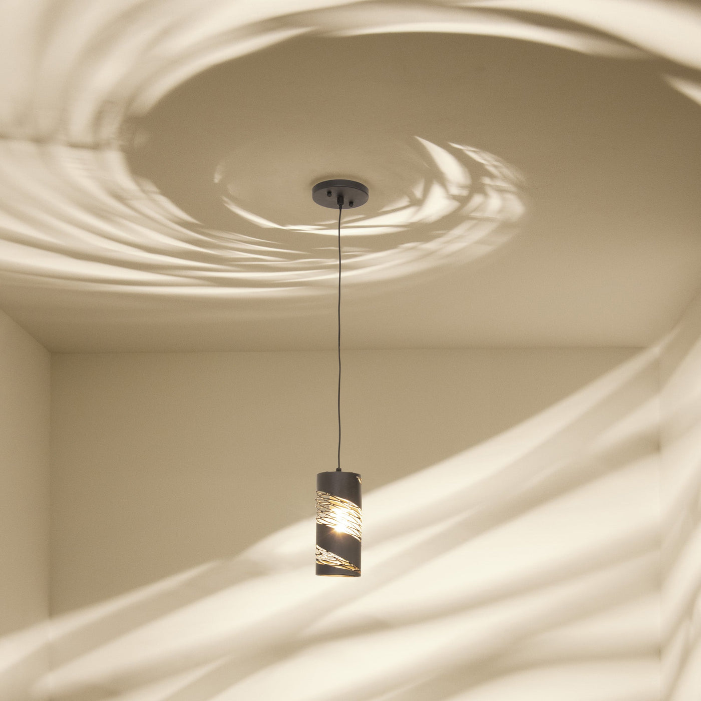 Flow 1 Light Cylinder Mini Pendant