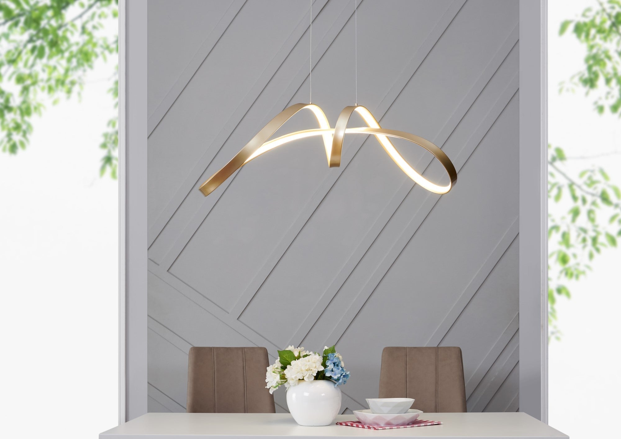 Bucharest LED Chandelier | Sandy Gold