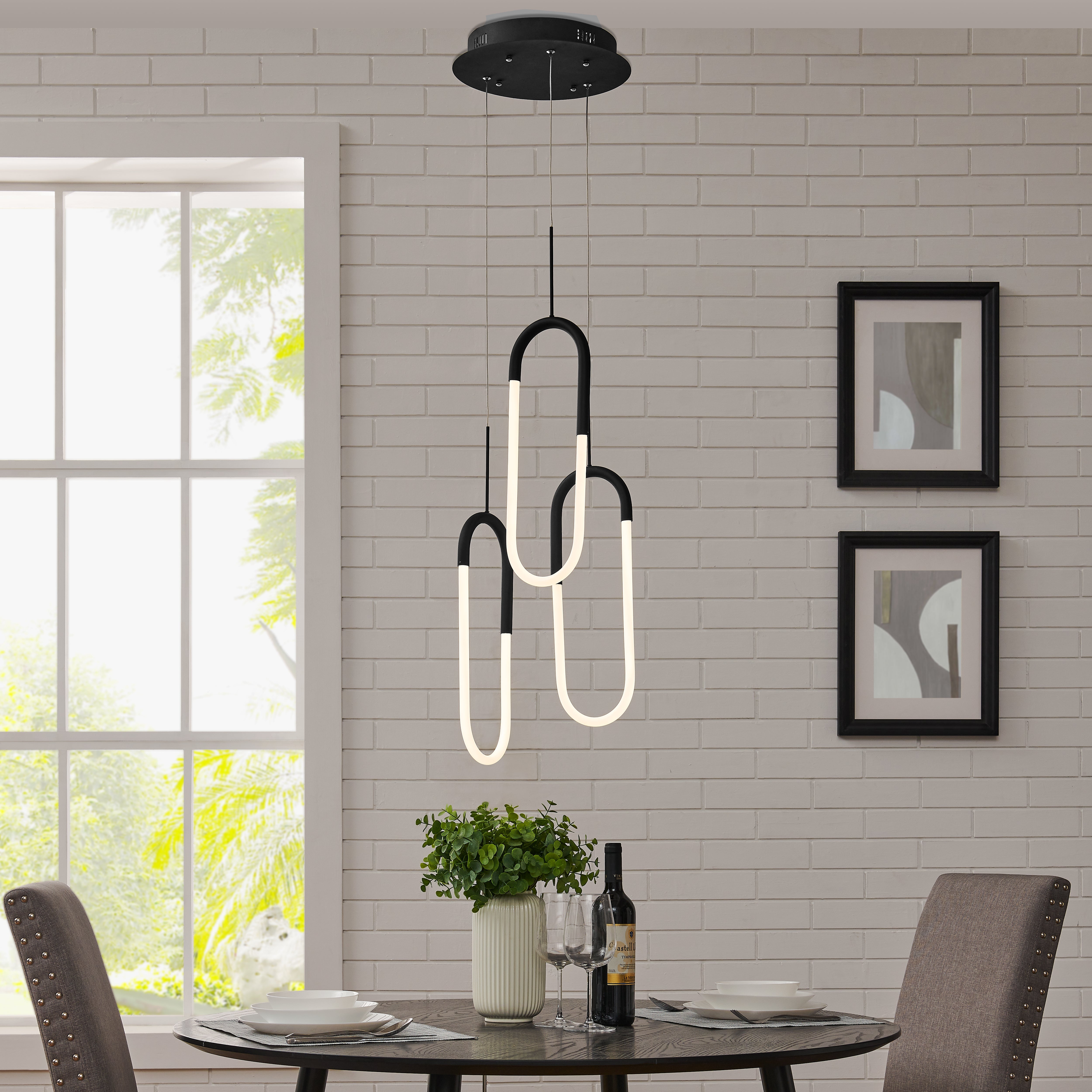 LED Three Clips Chandelier | Matte Black