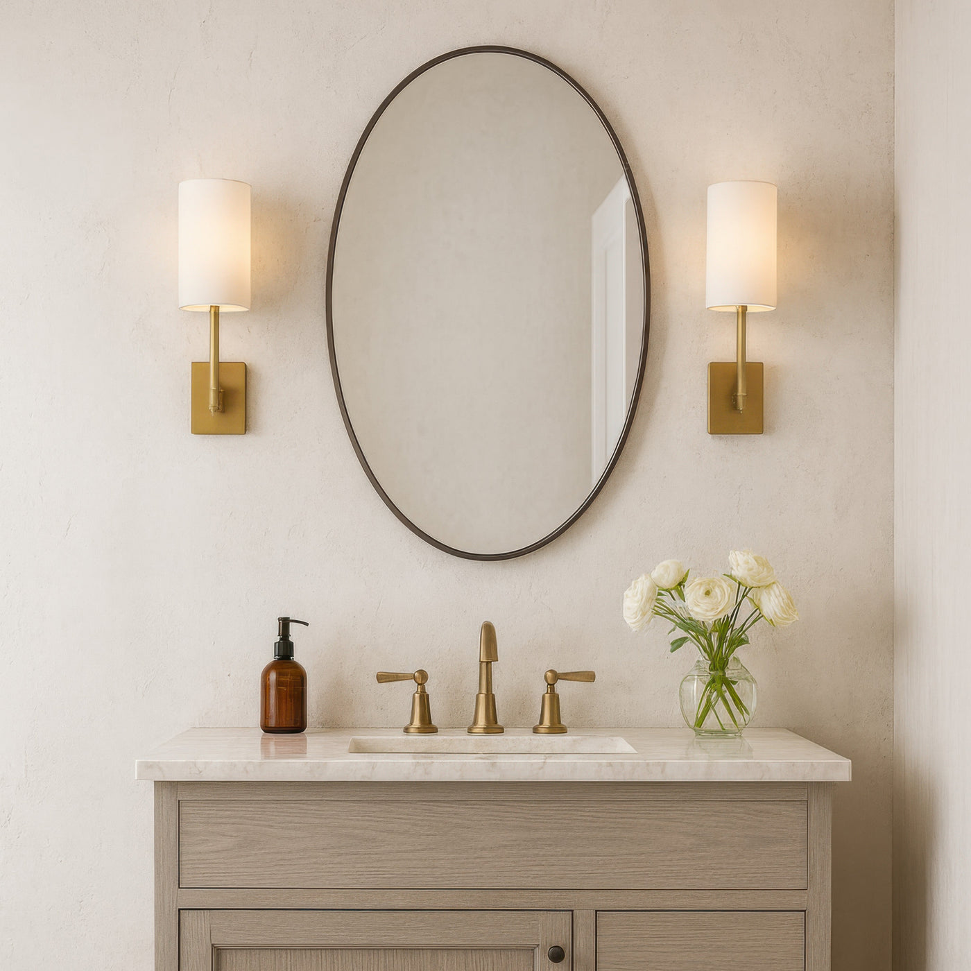 Tablet 22 x 30 Oval Mirror