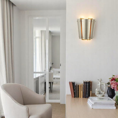 Peep Show 1 Light Wall Sconce