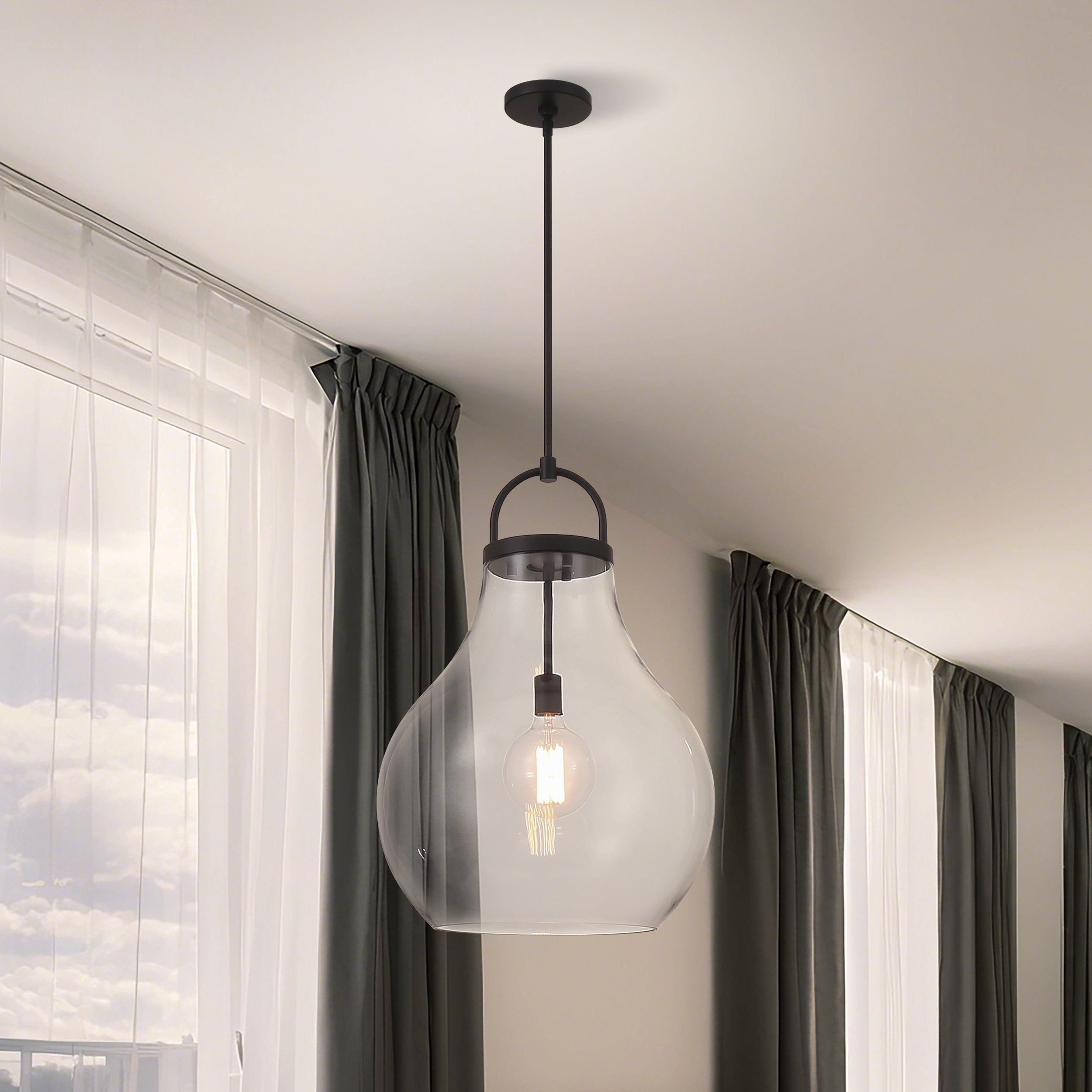 Mansfield 18-inch 1-light Matte Black Pendant Light with Clear Glass Shade