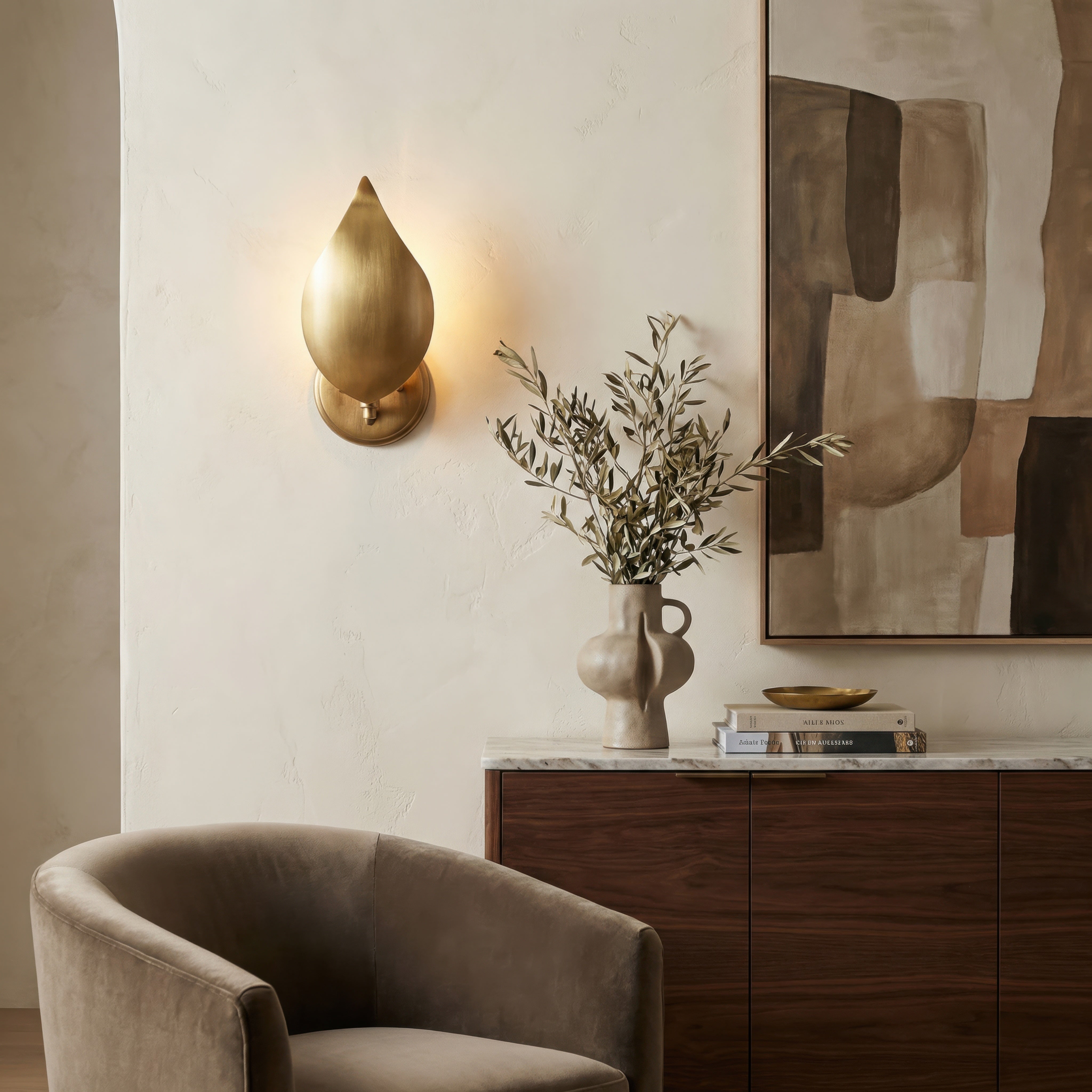 Petal Reign 1 Light Wall Sconce