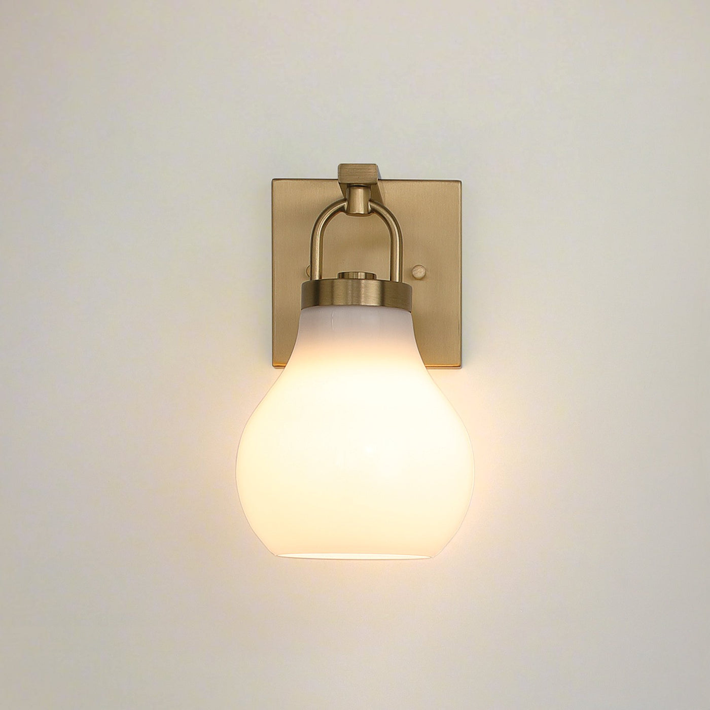 Mansfield 6-inch 1-light Champagne Gold Vanity Light with Opal Glass Shade