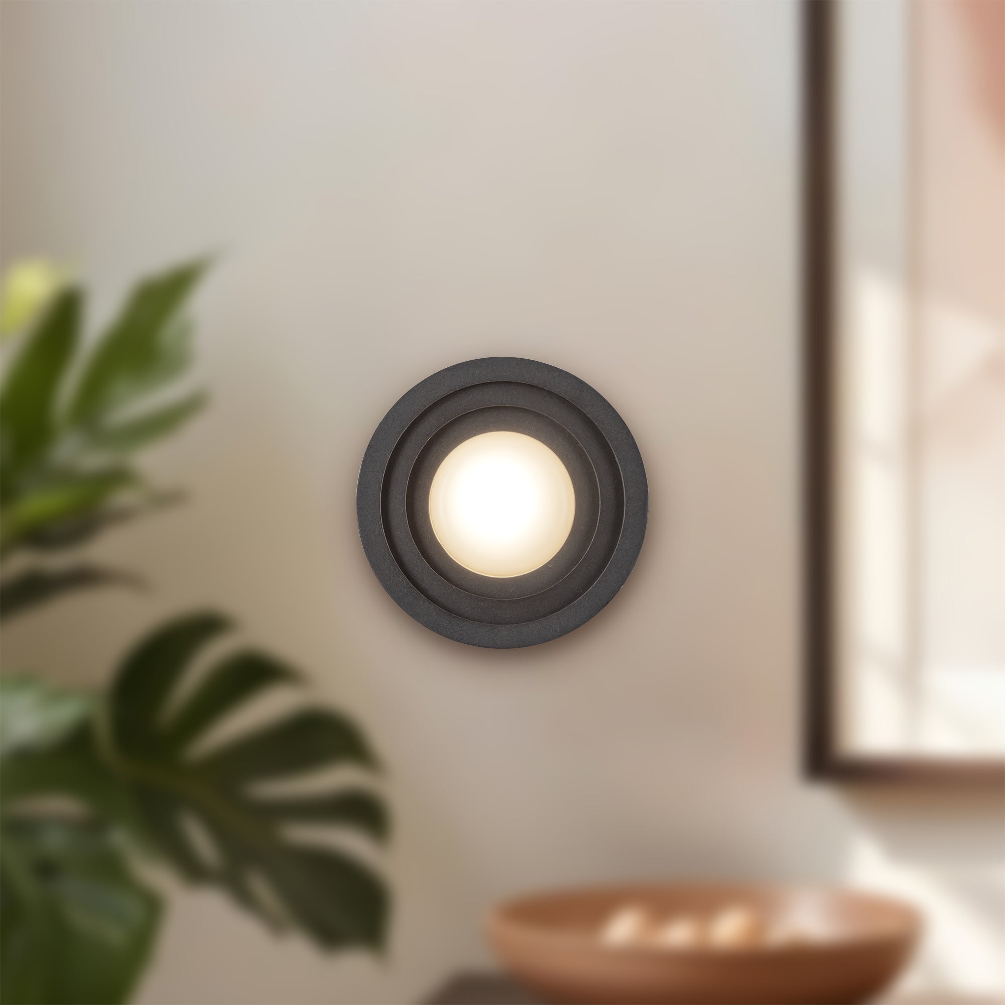 Arco 5-in Aluminum Acrylic Wall Sconce
