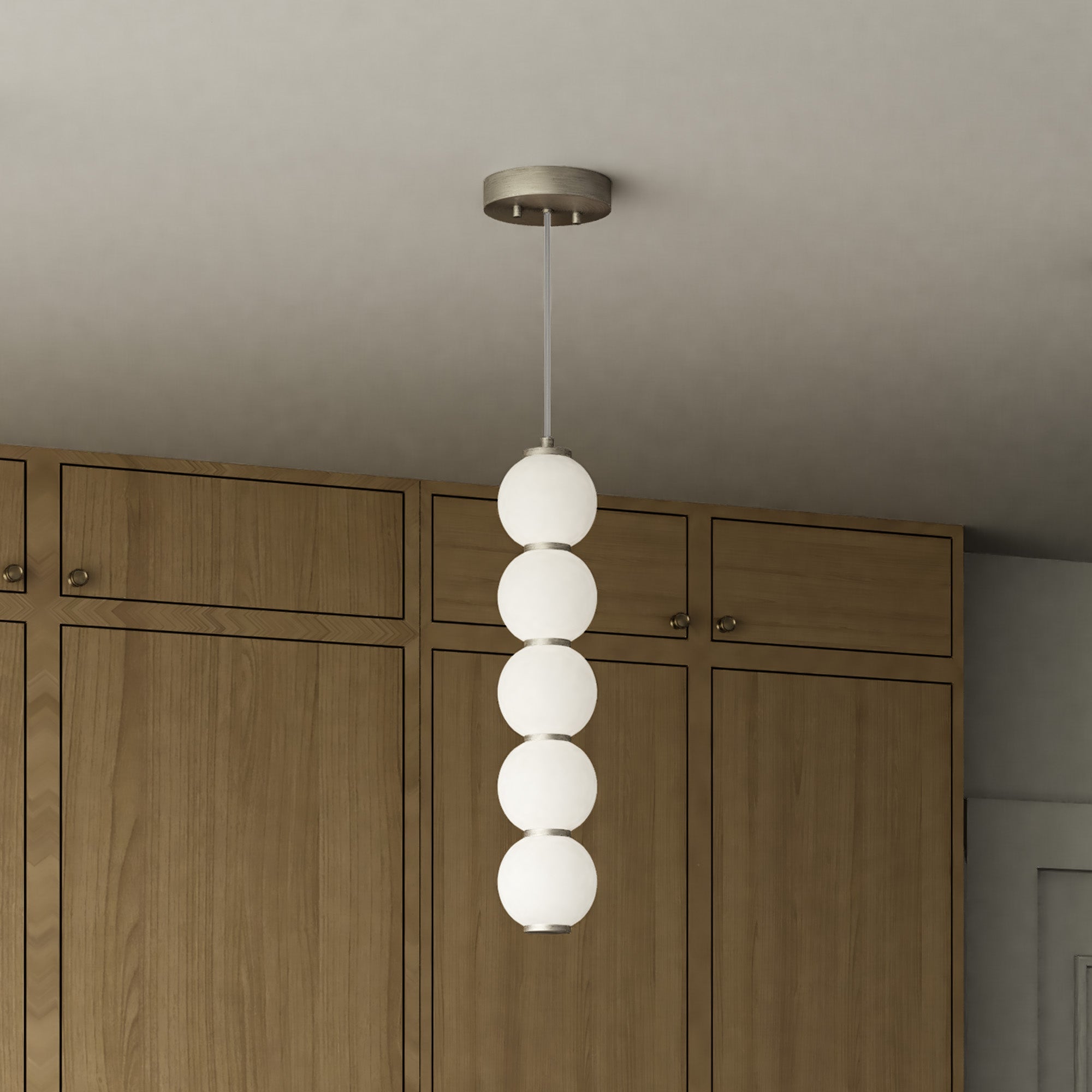 bijou-5-in-steel-pendant