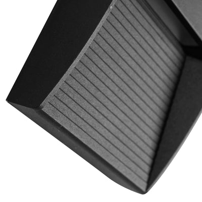 Casa 5-in Aluminum Outdoor Wall Sconce
