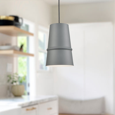 castor-8-in-steel-pendant