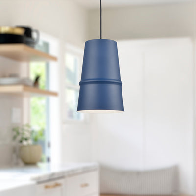 castor-8-in-steel-pendant