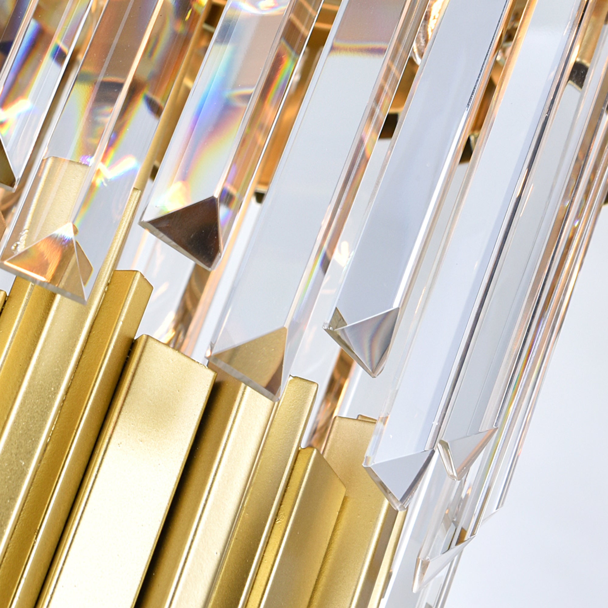 Deco Pendants 4 Light Medallion Gold