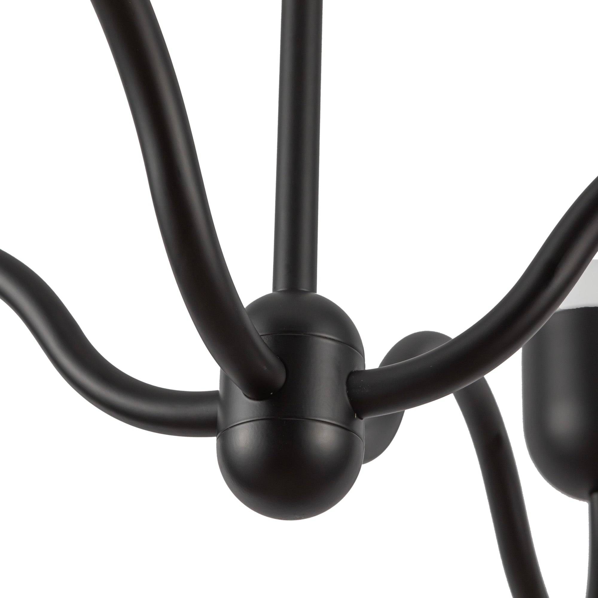 Effie 39-in Aluminum Chandelier