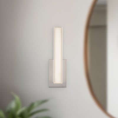 Garland 15-in Aluminum Steel Acrylic Wall Sconce