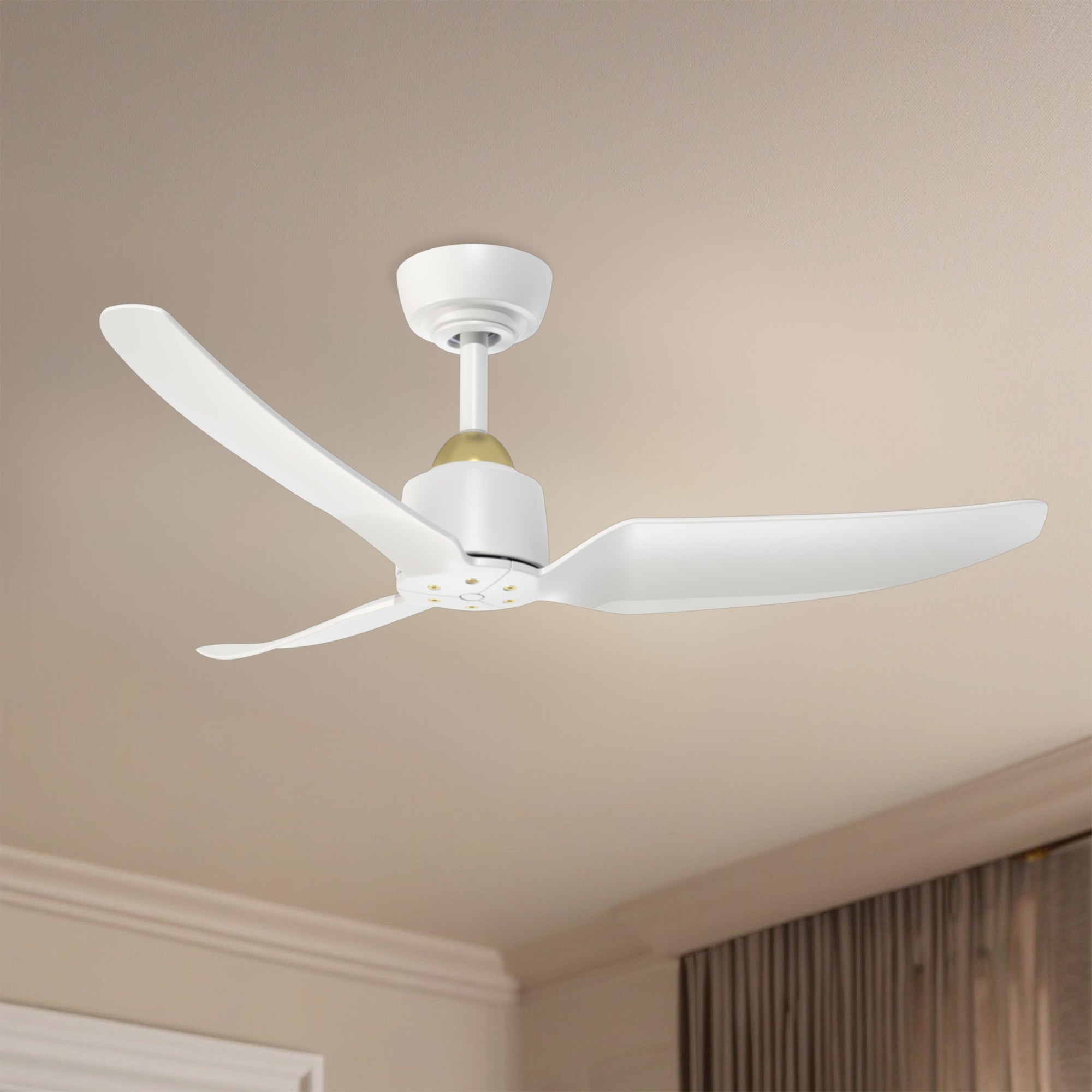 Hugo 42-in Brushed Gold and Matte White Reversible DC Ceiling Fan