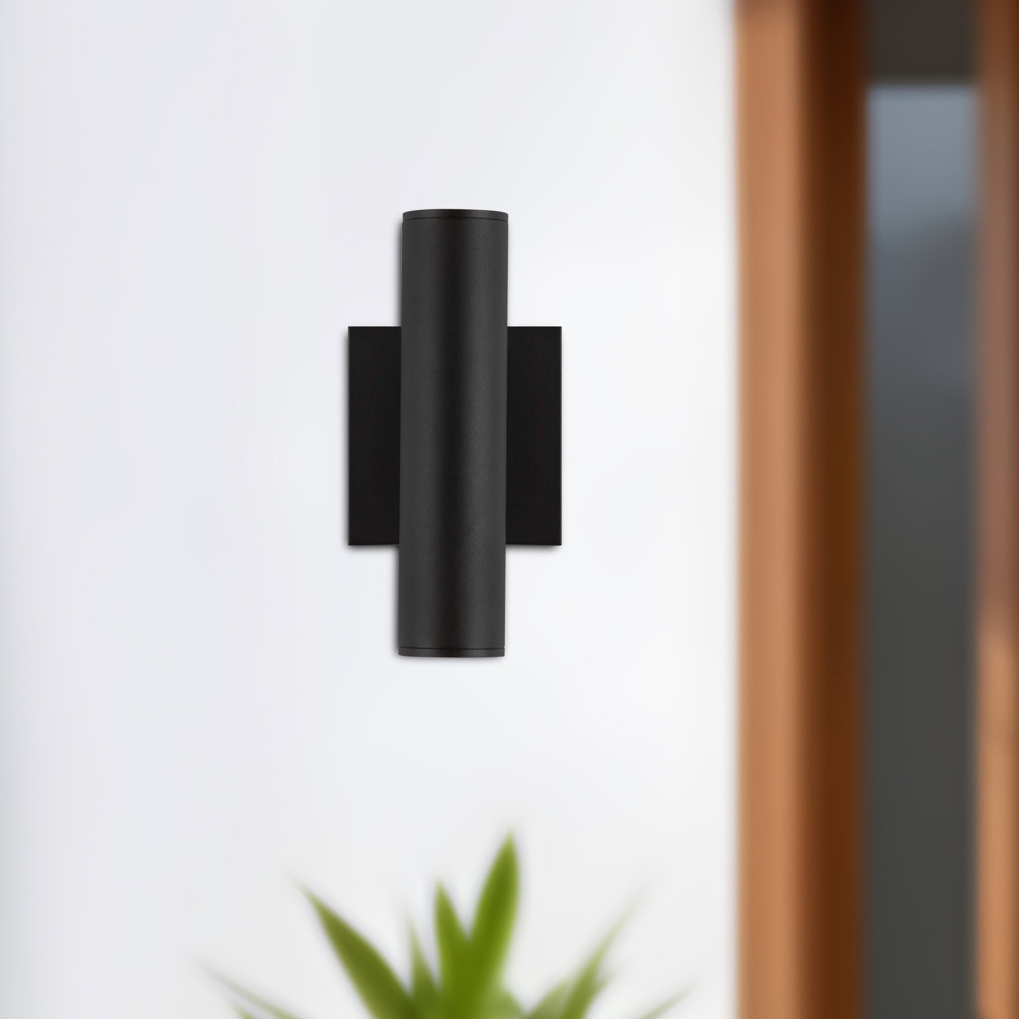 Lorna 9-in (2-in Dia.) Aluminum Up & Down Wall Sconce